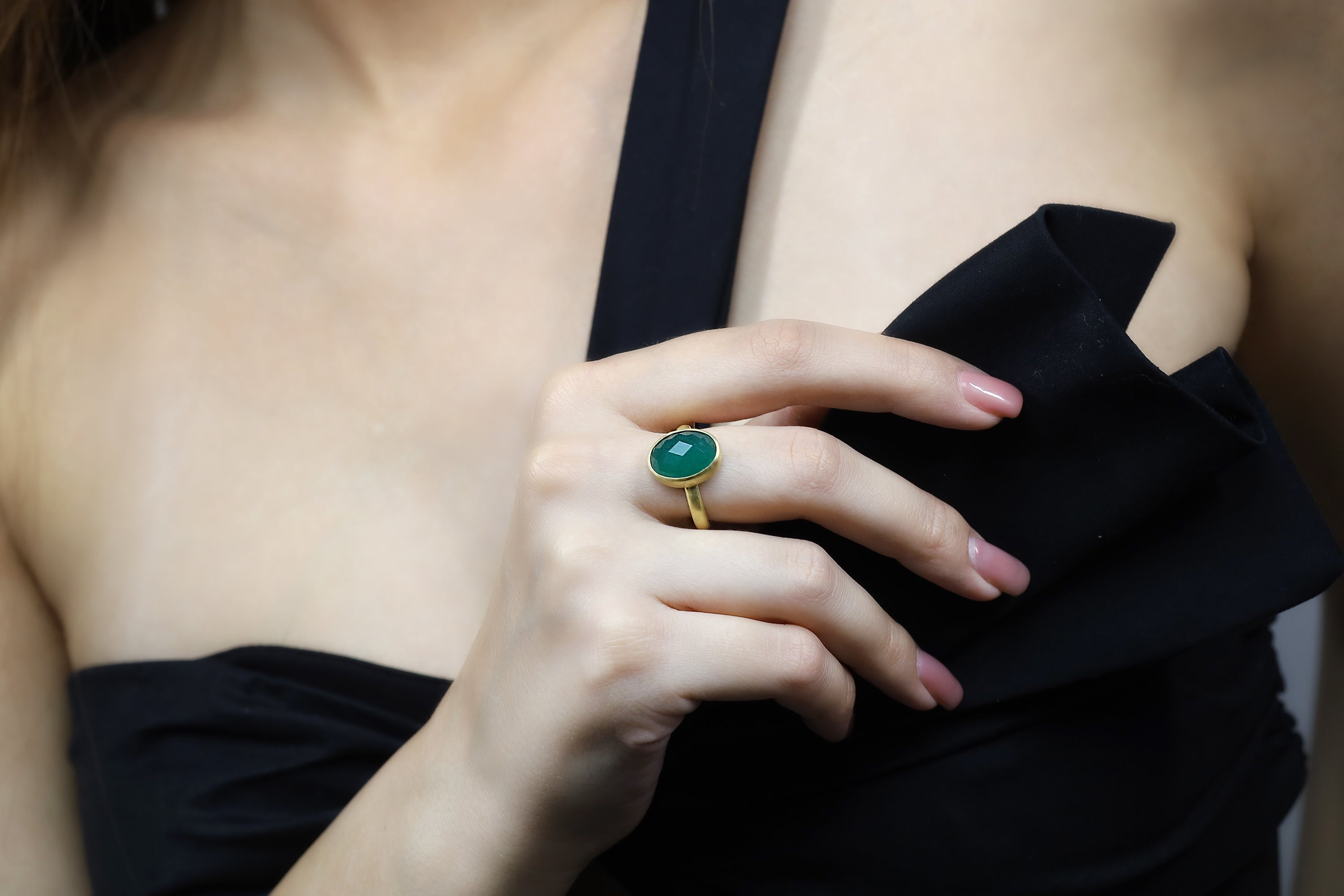 14k Gold Oval Cut Bezel Set Emerald Ring Rings Anemone Limited