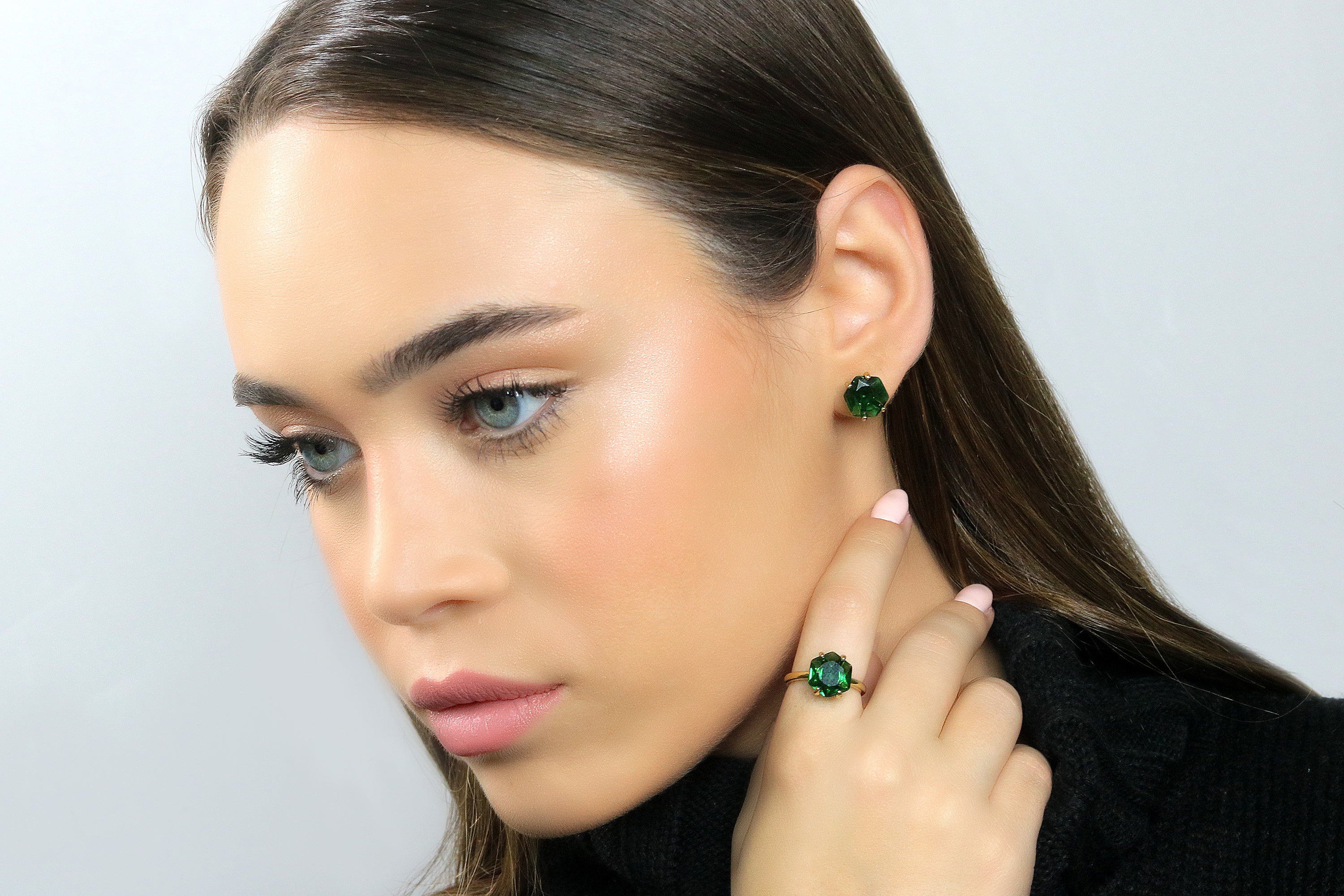 Modern Gold Emerald Stud Earrings Earrings Anemone Unique