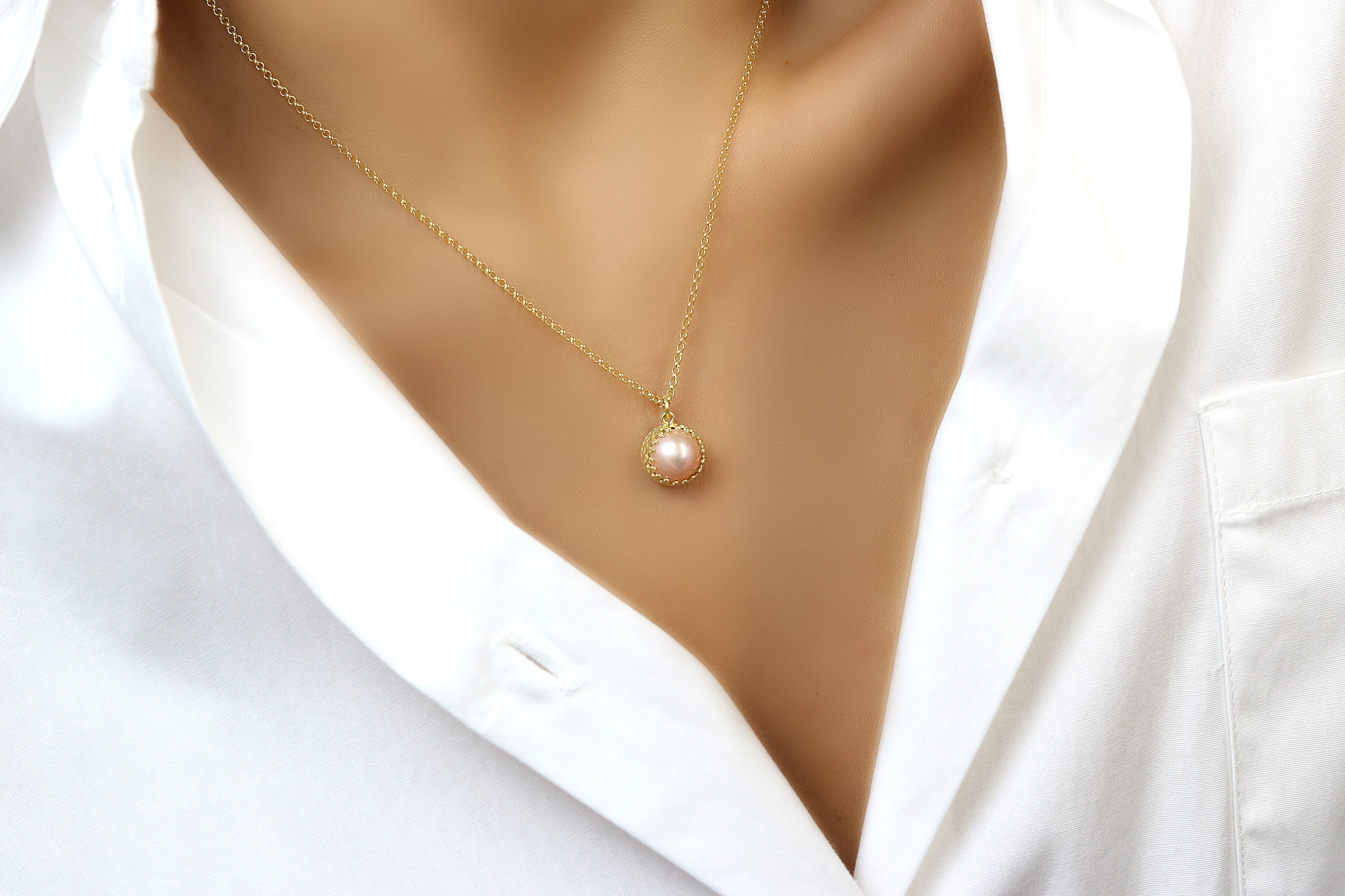 Classy Pearl Necklace for Women necklaces Anemone Jewelry