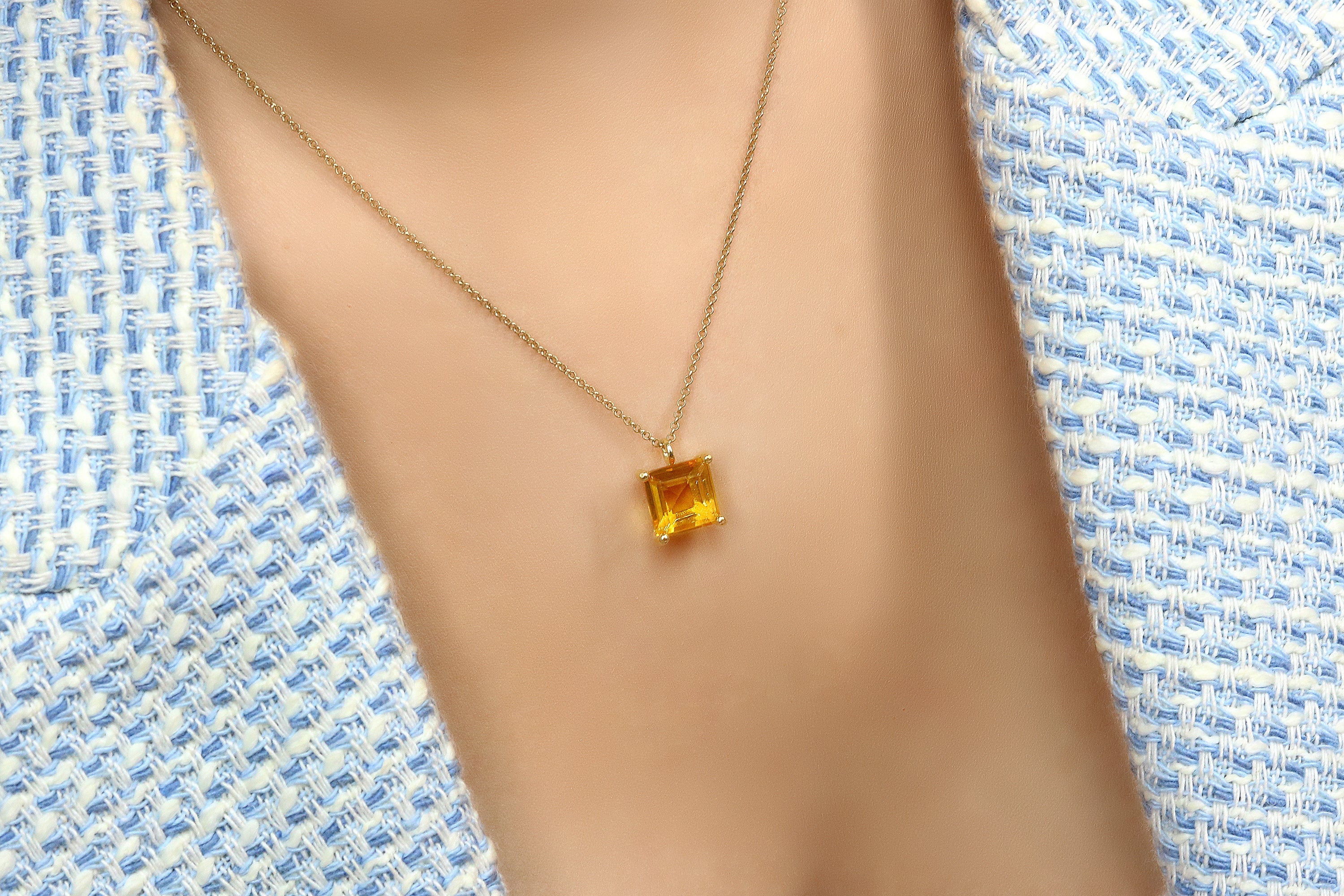 Decorative Citrine Necklace in Gold necklaces Anemone Unique