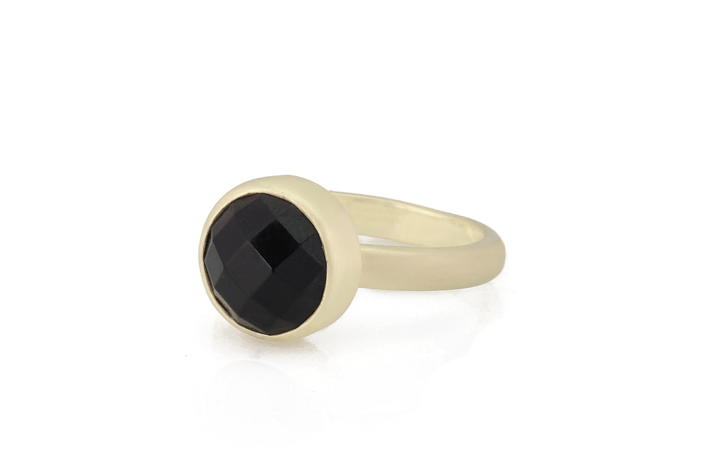 Black Onyx Round Bezel Ring in 18k Gold Rings Anemone Limited