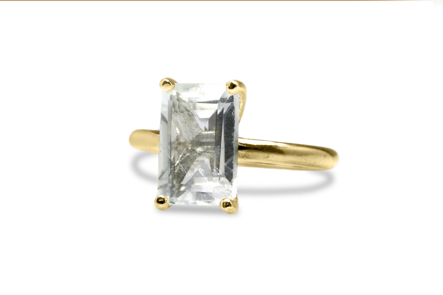 Gem Ring - 925 Sterling Silver with Crystal Quartz - Artisan and Elegant Stacking Rings, April Birthstone Rings, Engagement Rings for Women Rings Anemone Unique