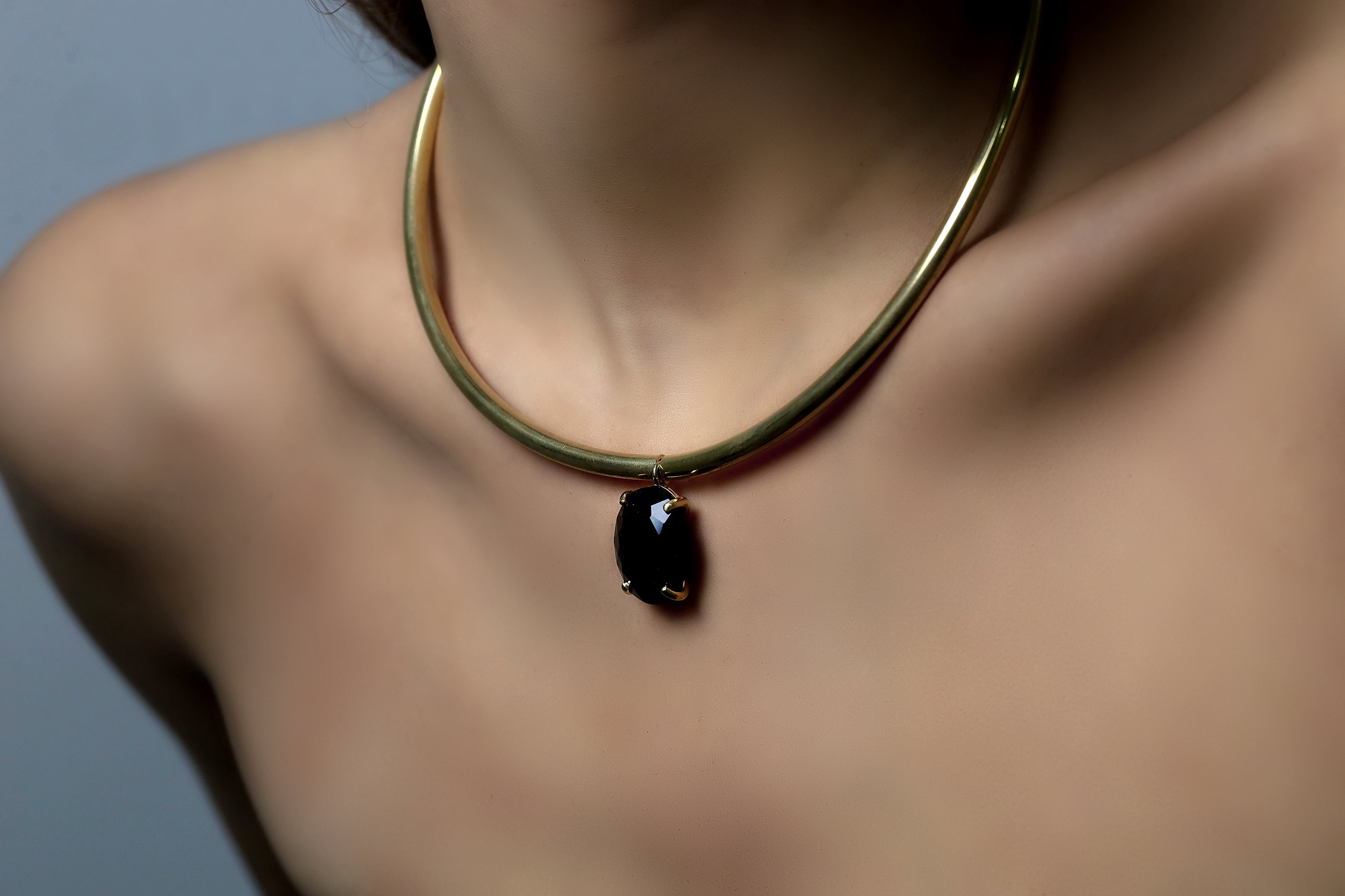 Black Onyx Oval Pendant Gold Tubes Necklace necklaces Anemone Jewelry