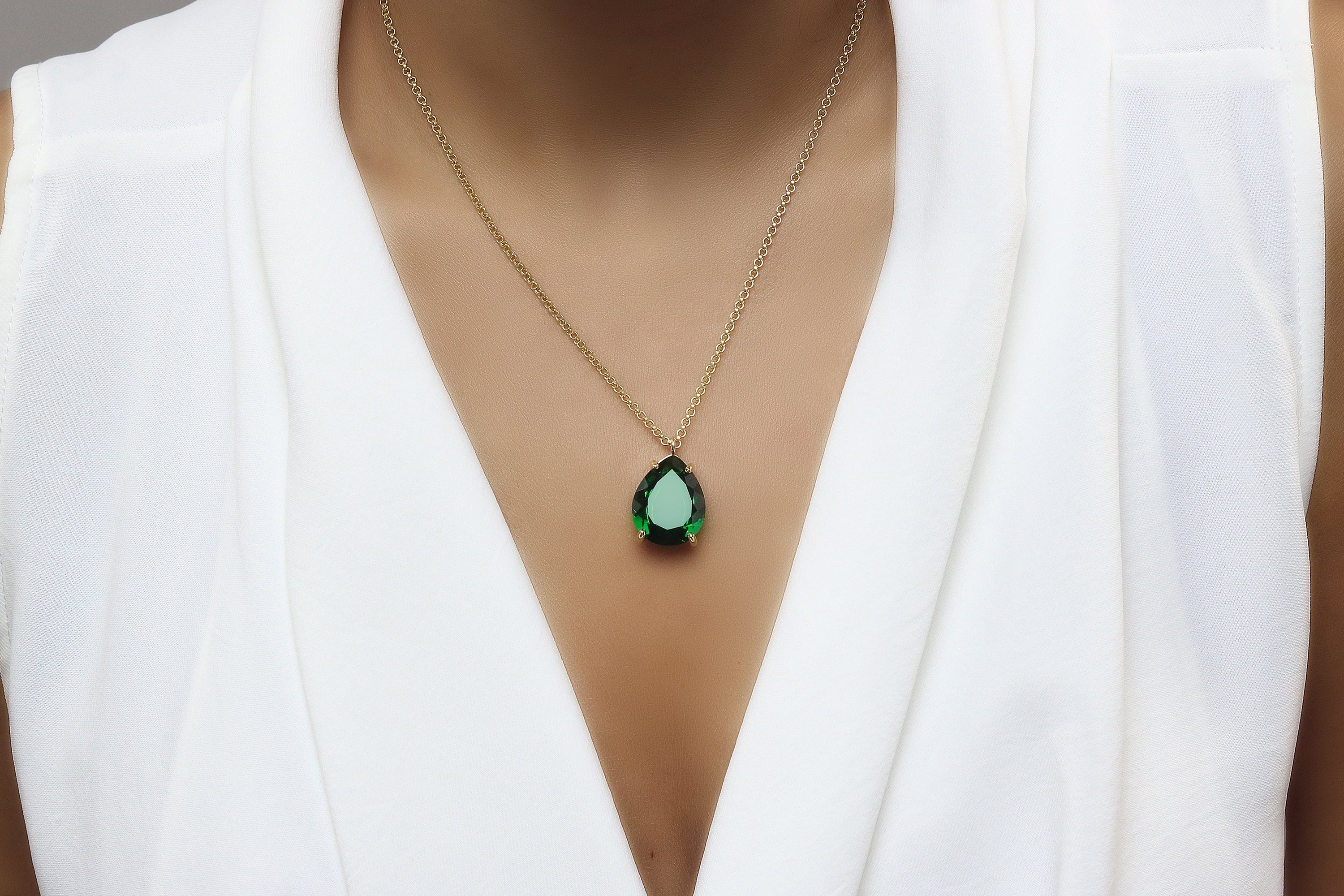 Vibrant Big Emerald Sterling Silver Necklace necklaces Anemone Jewelry