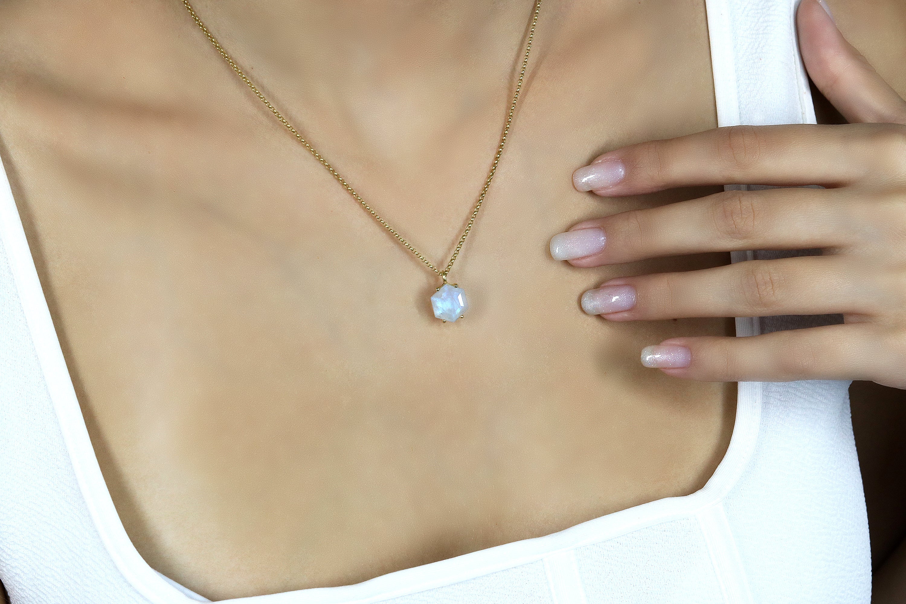 Elegant Moonstone Necklace in 14k Gold necklaces Anemone Unique