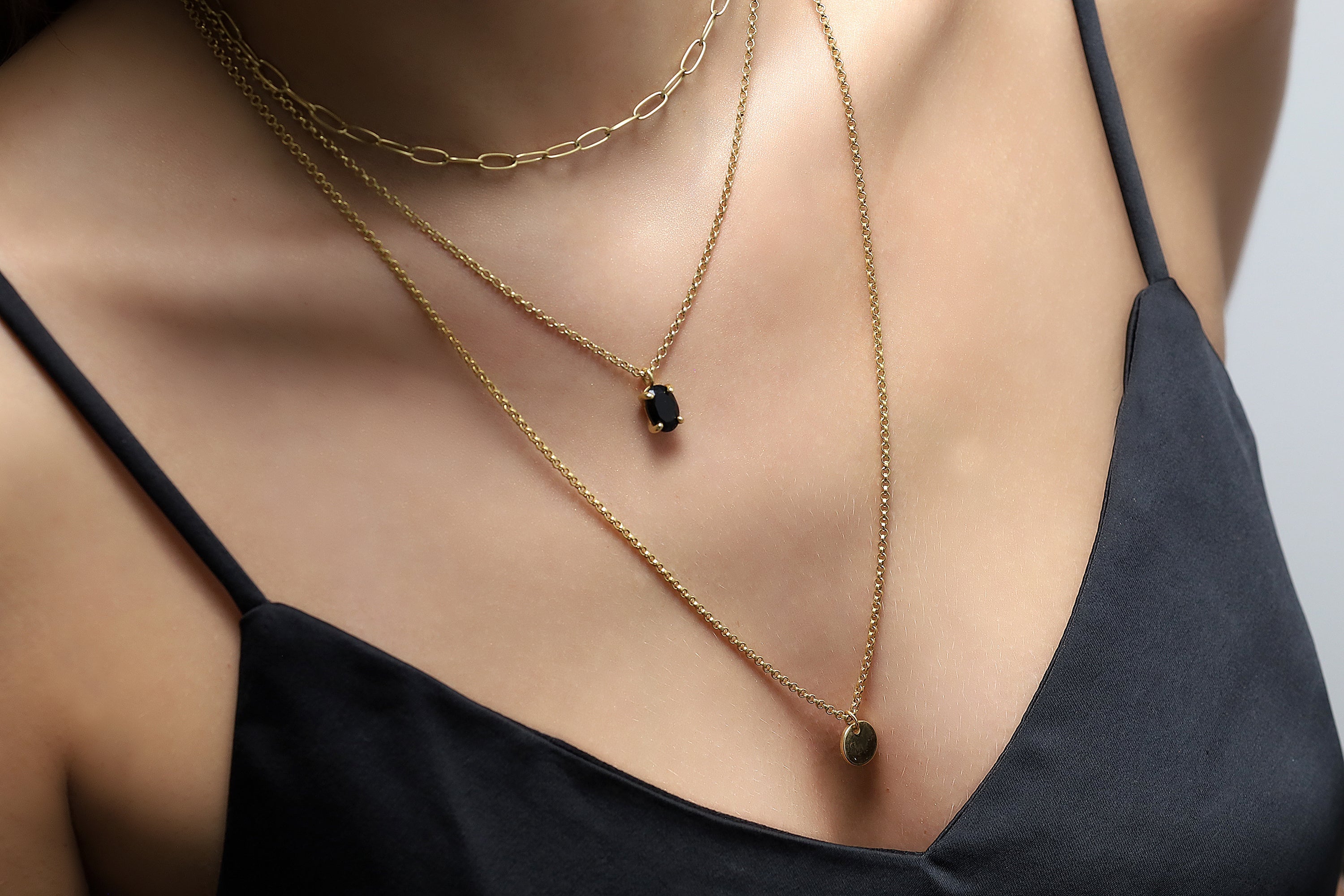 Classic Black Onyx Pendant Gold Necklace necklaces Anemone Unique