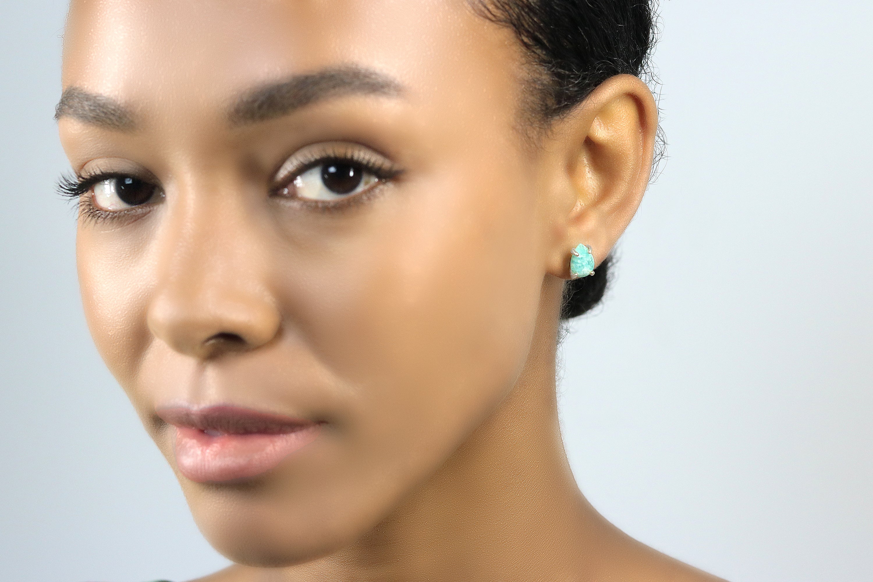 Chic Stud Amazonite Earrings in Gold Earrings Anemone Unique