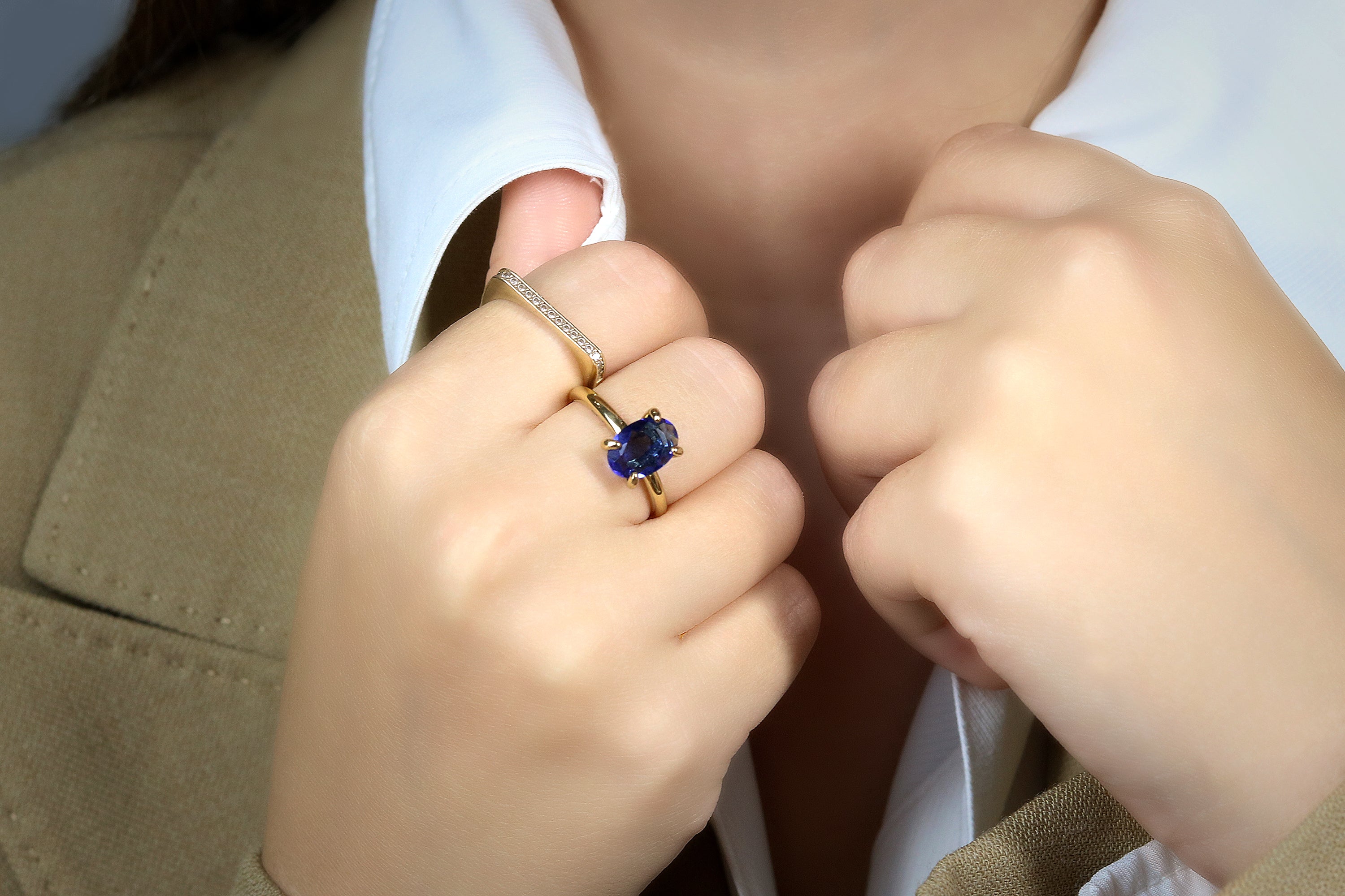 Delicate Blue Sapphire Gold Ring Rings Anemone Unique