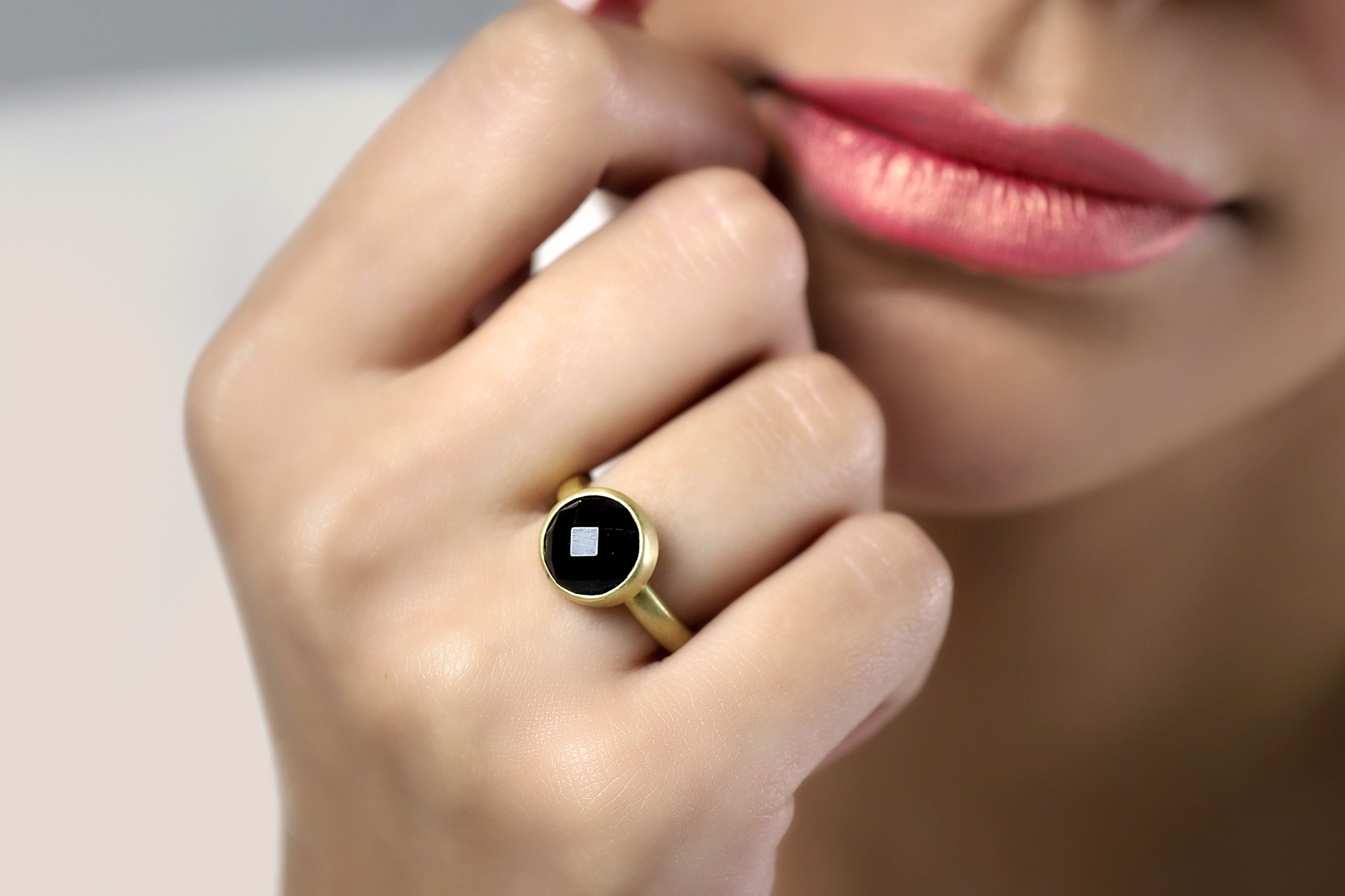 Black Onyx Round Bezel Ring in 18k Gold Rings Anemone Limited
