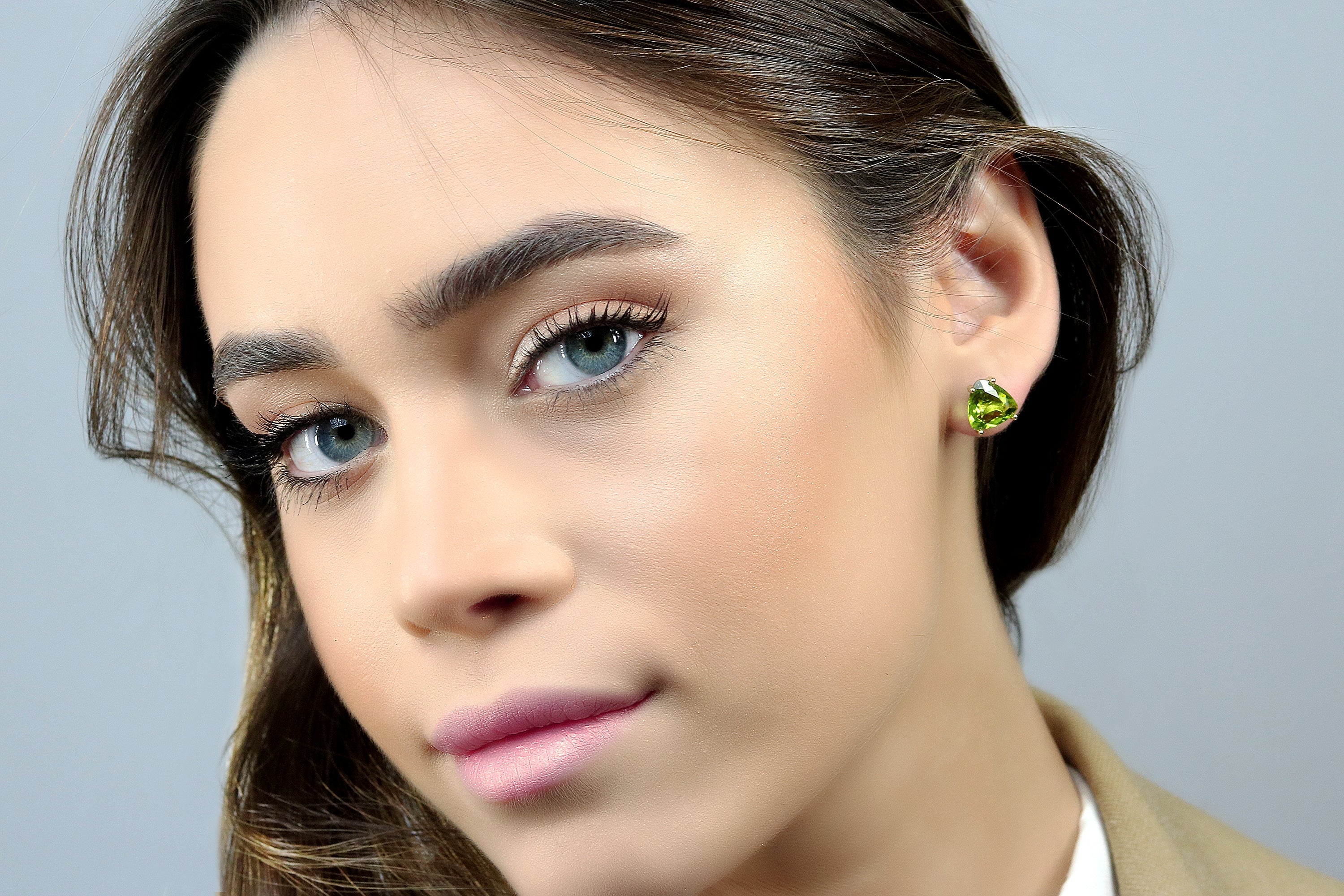 Trillion Peridot Earrings in Gold Earrings Anemone Unique