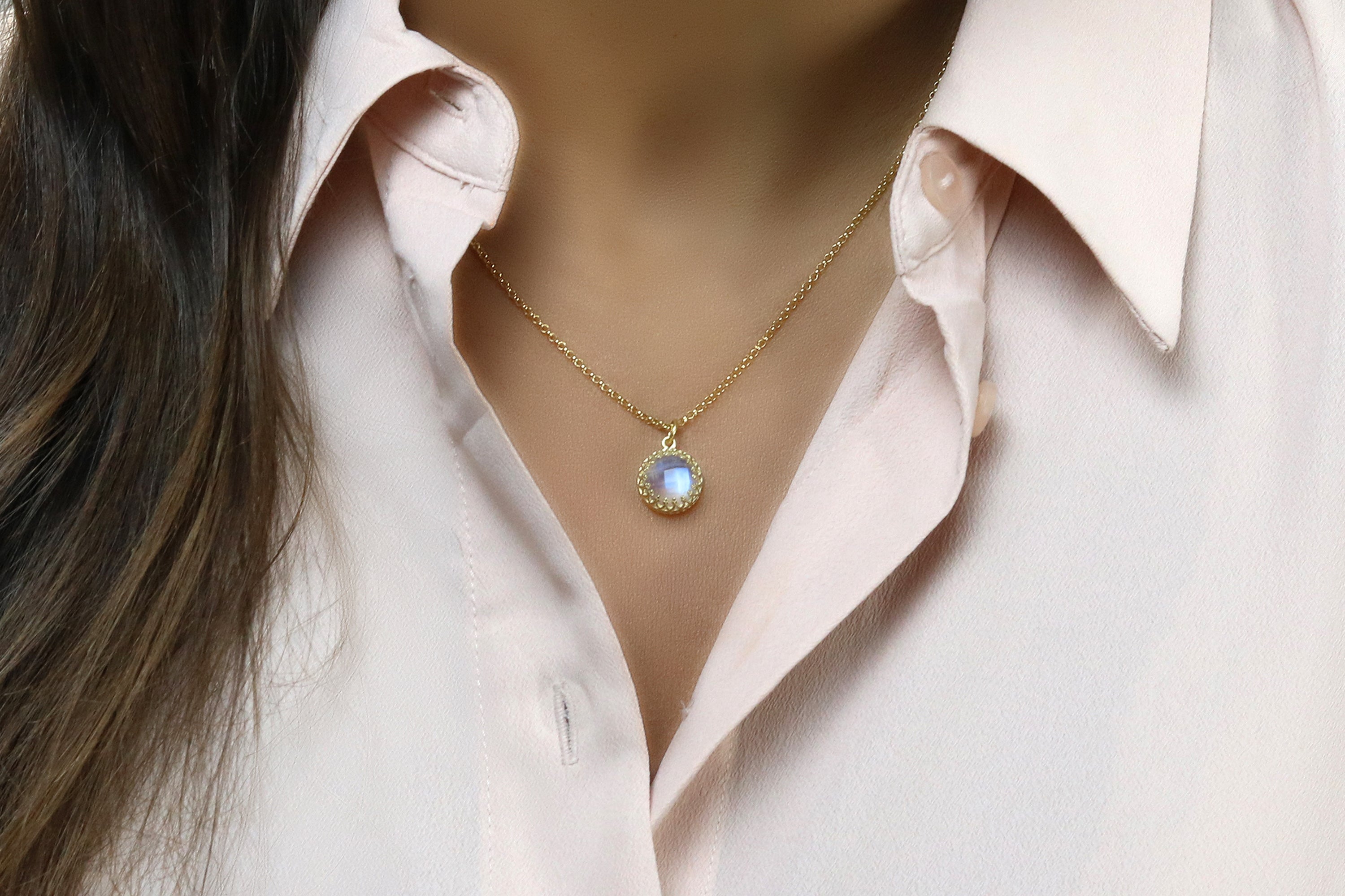 Pretty Moonstone Pendant Gold Necklace necklaces Anemone Jewelry