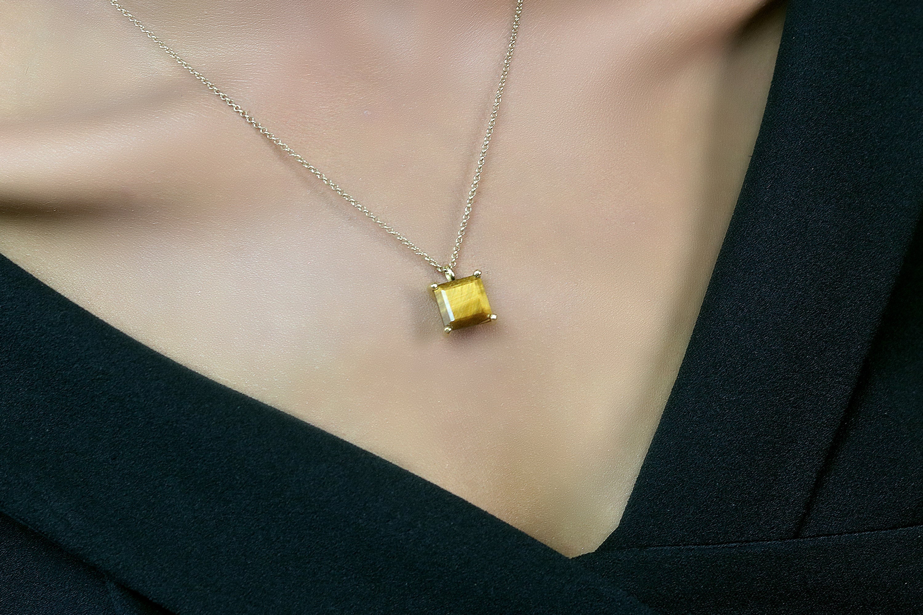 Charming Tiger Eye Necklace in Gold necklaces Anemone Unique