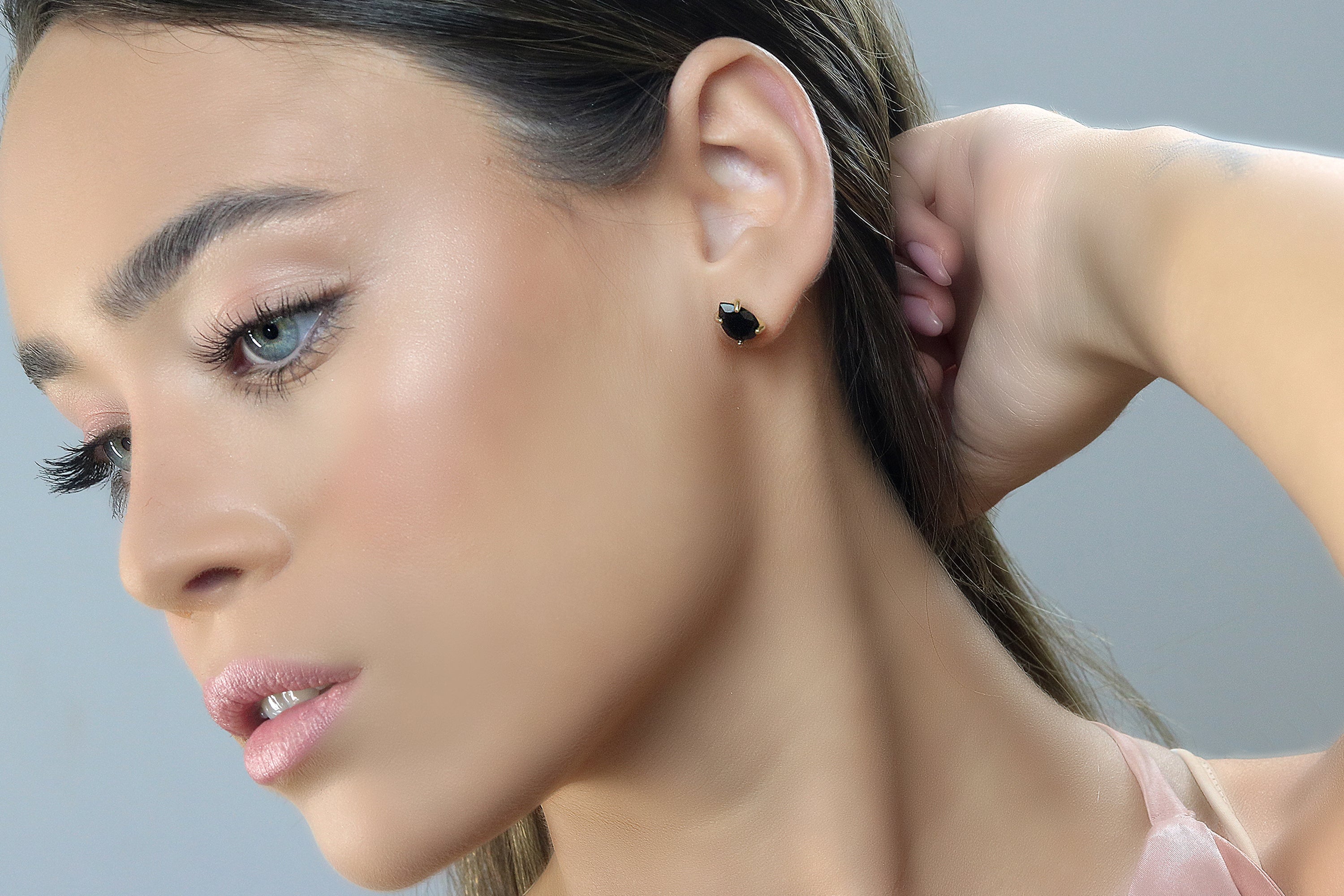 Black Pear Onyx Earrings in Gold Earrings Anemone Unique