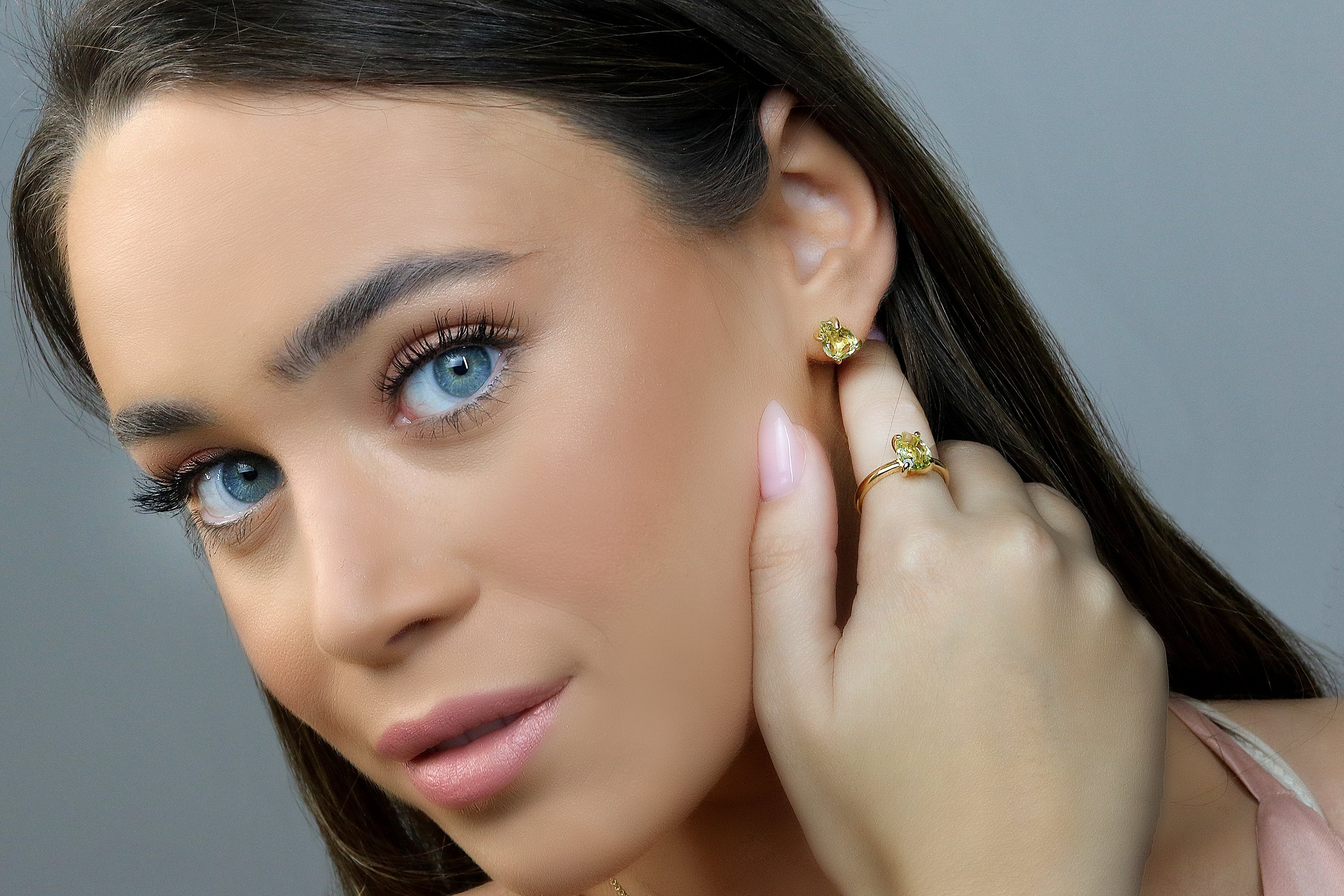 Brilliant Yellow Quartz Earrings in Gold Studs Earrings Anemone Unique