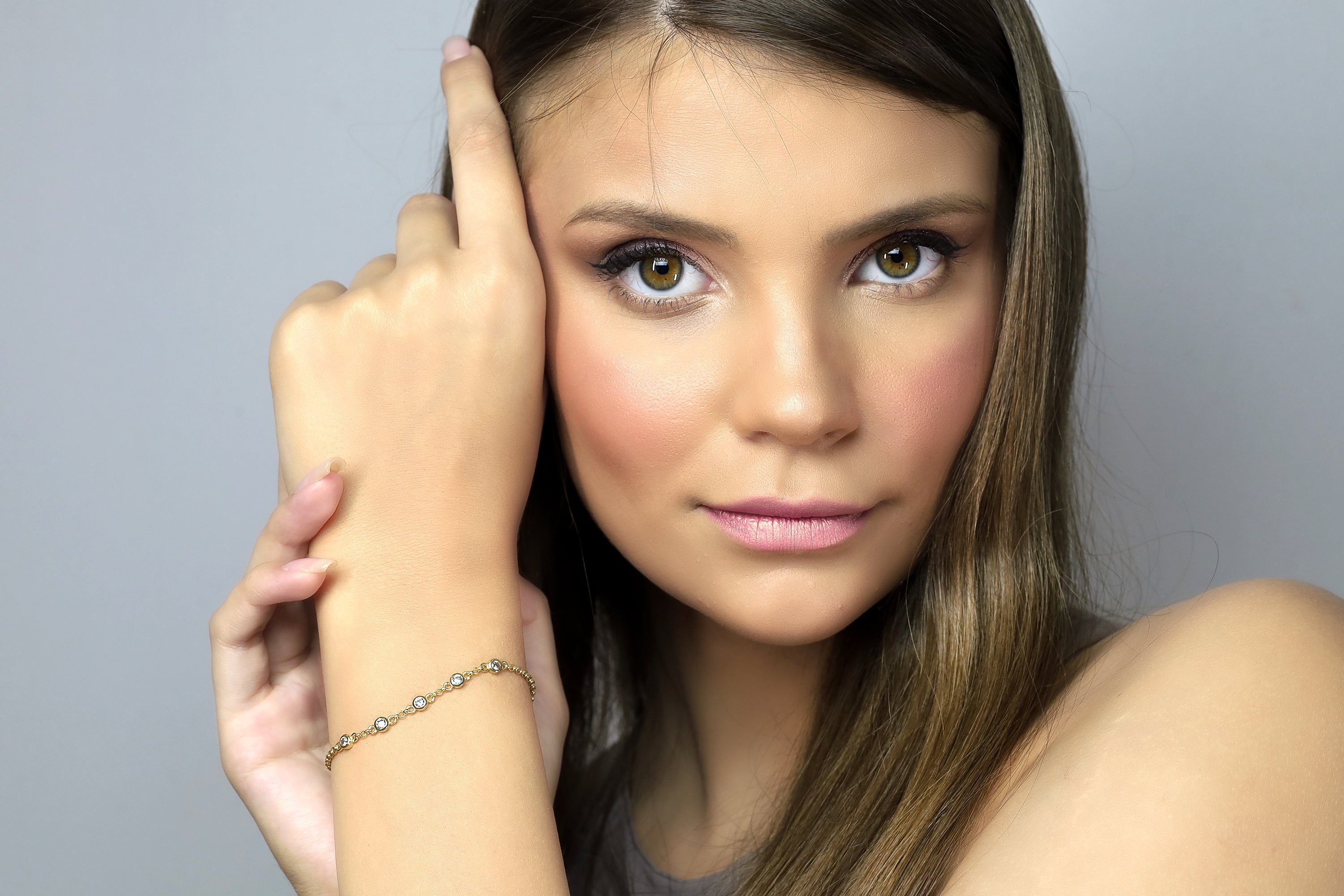 Minimalist Gold Chain Bracelet with Cubic Zirconia Charms Bracelets Anemone Unique