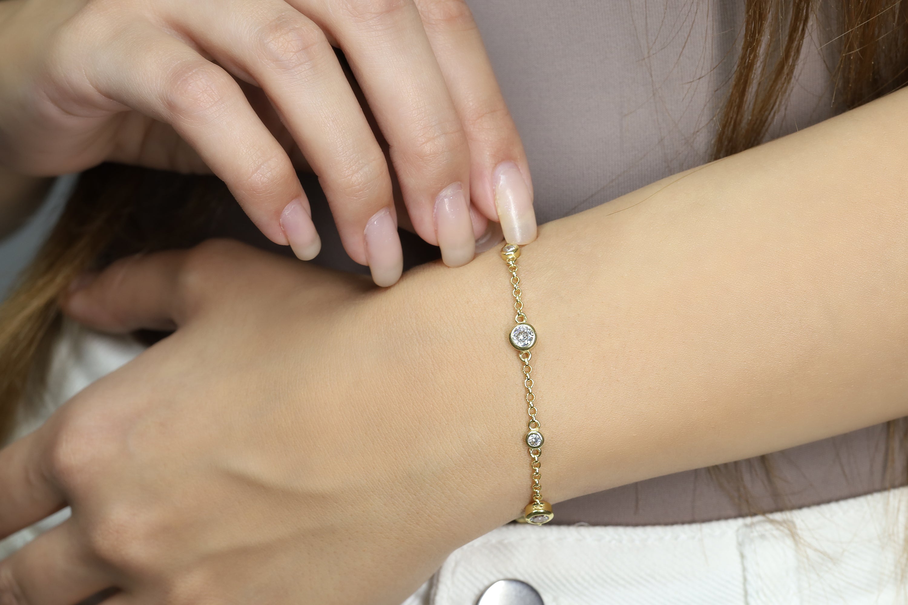 Minimalist Gold Chain Bracelet with Cubic Zirconia Charms Bracelets Anemone Unique