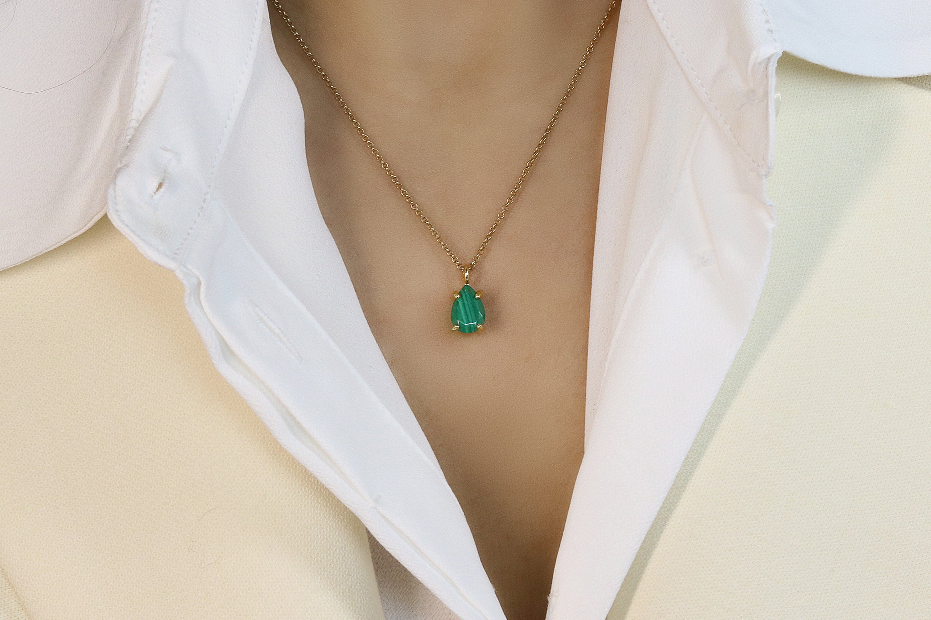 Green Malachite Pendant Necklace in Silver necklaces Anemone Unique