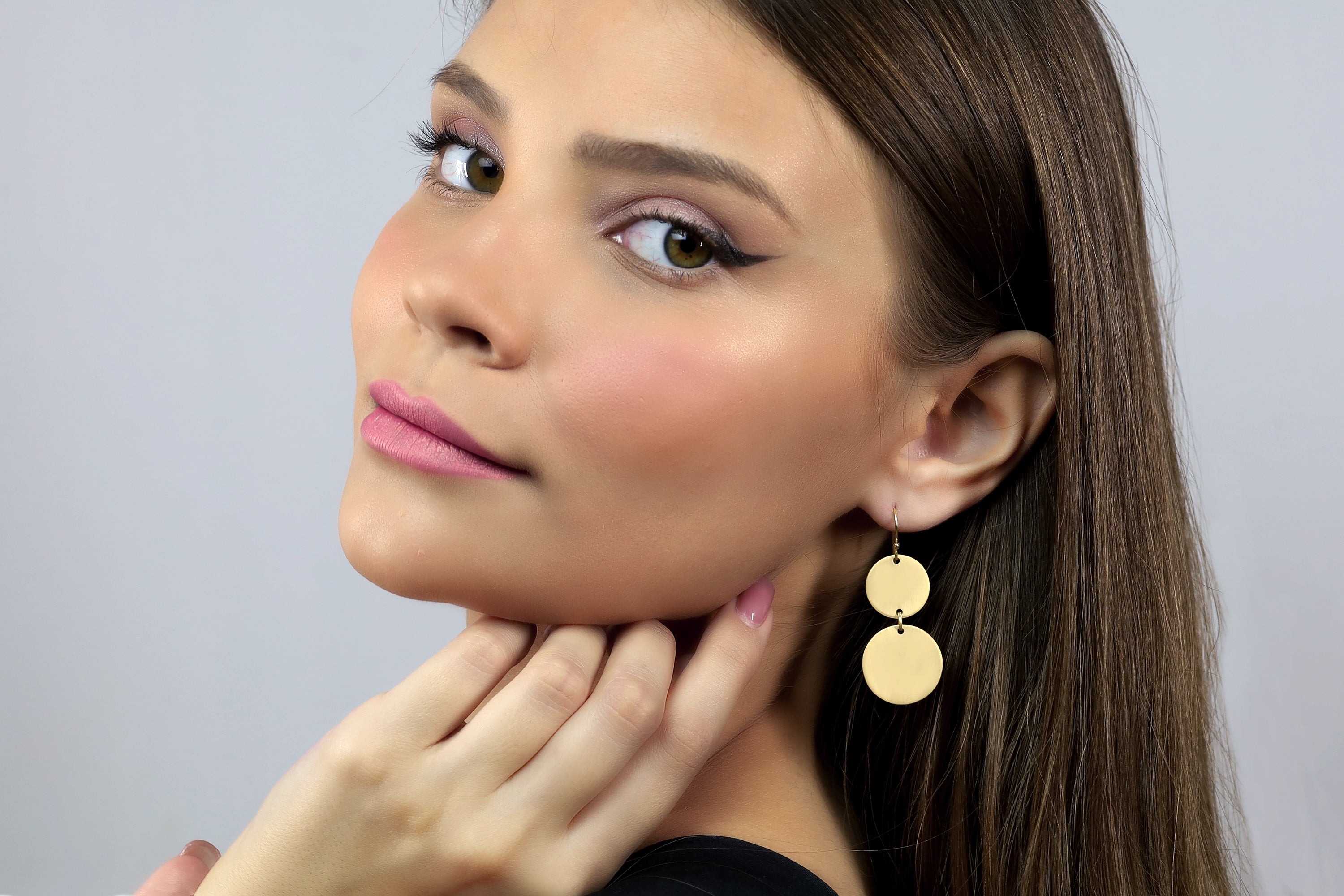 Dual Sized Gold Round Coin Dangle Earrings Earrings Anemone Jewelry