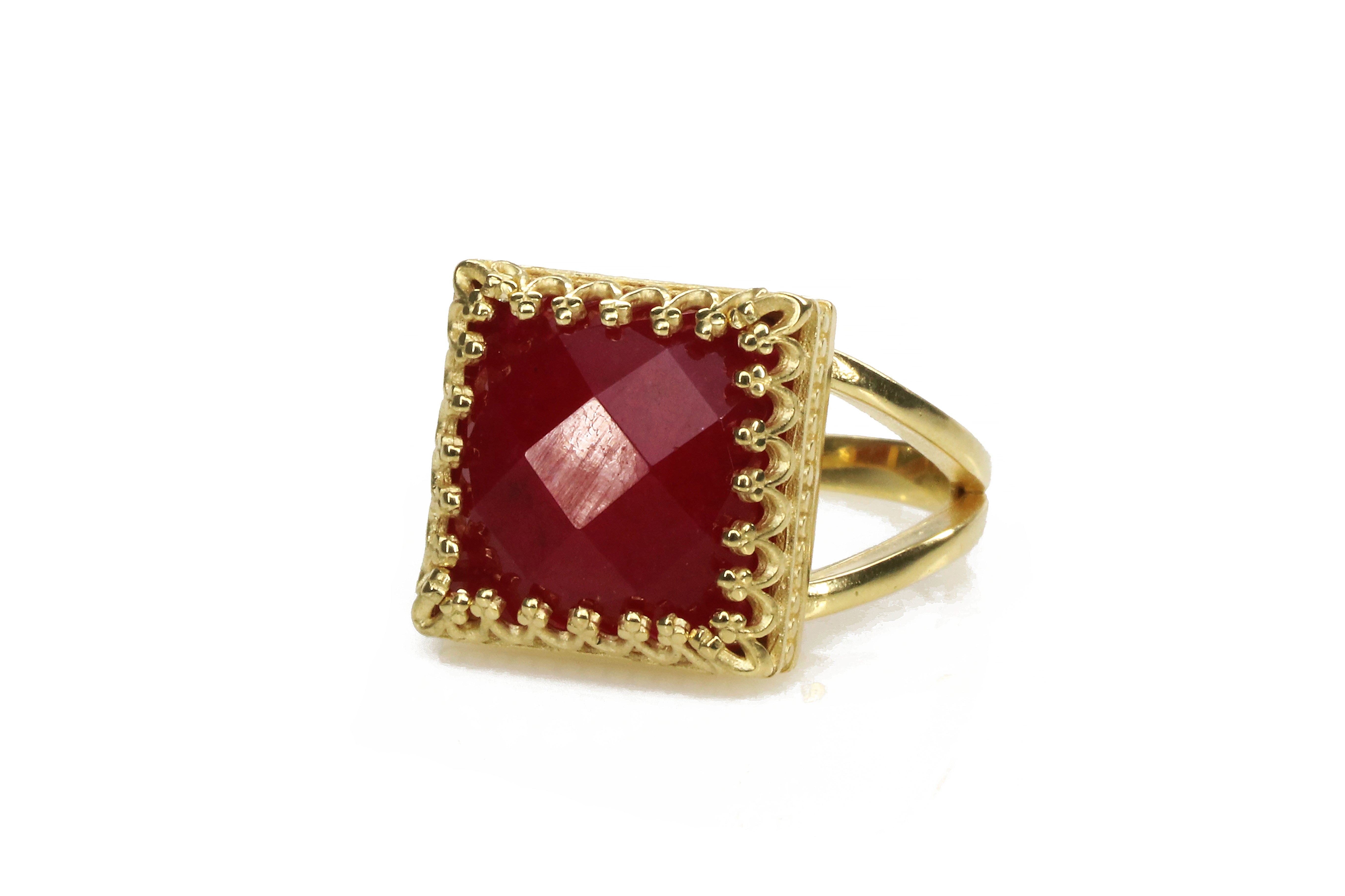 Stylish Red Jade Ring in Gold Rings Anemone Jewelry