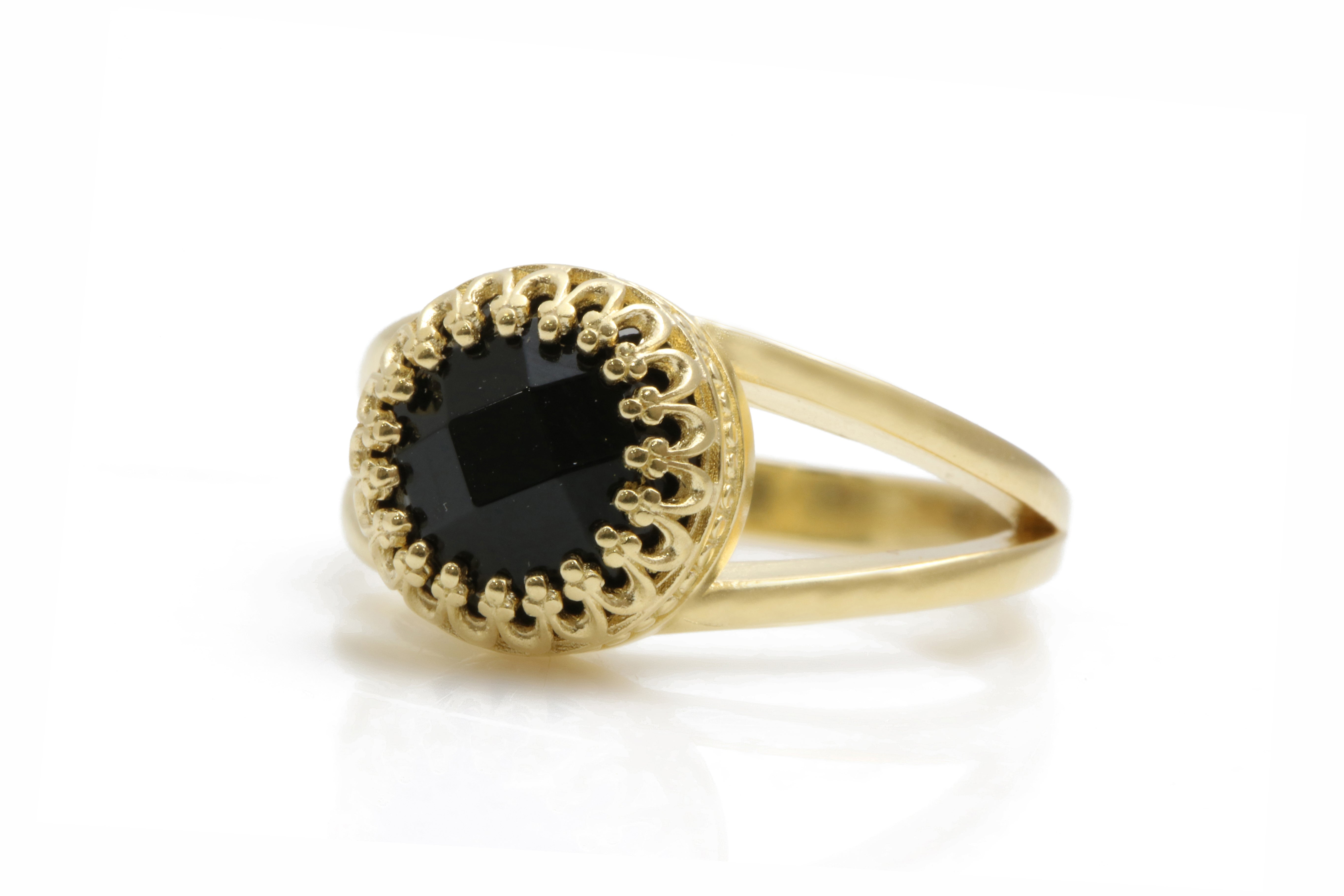 Classy Black Onyx Ring in 14K Gold-filled Band Rings Anemone Jewelry