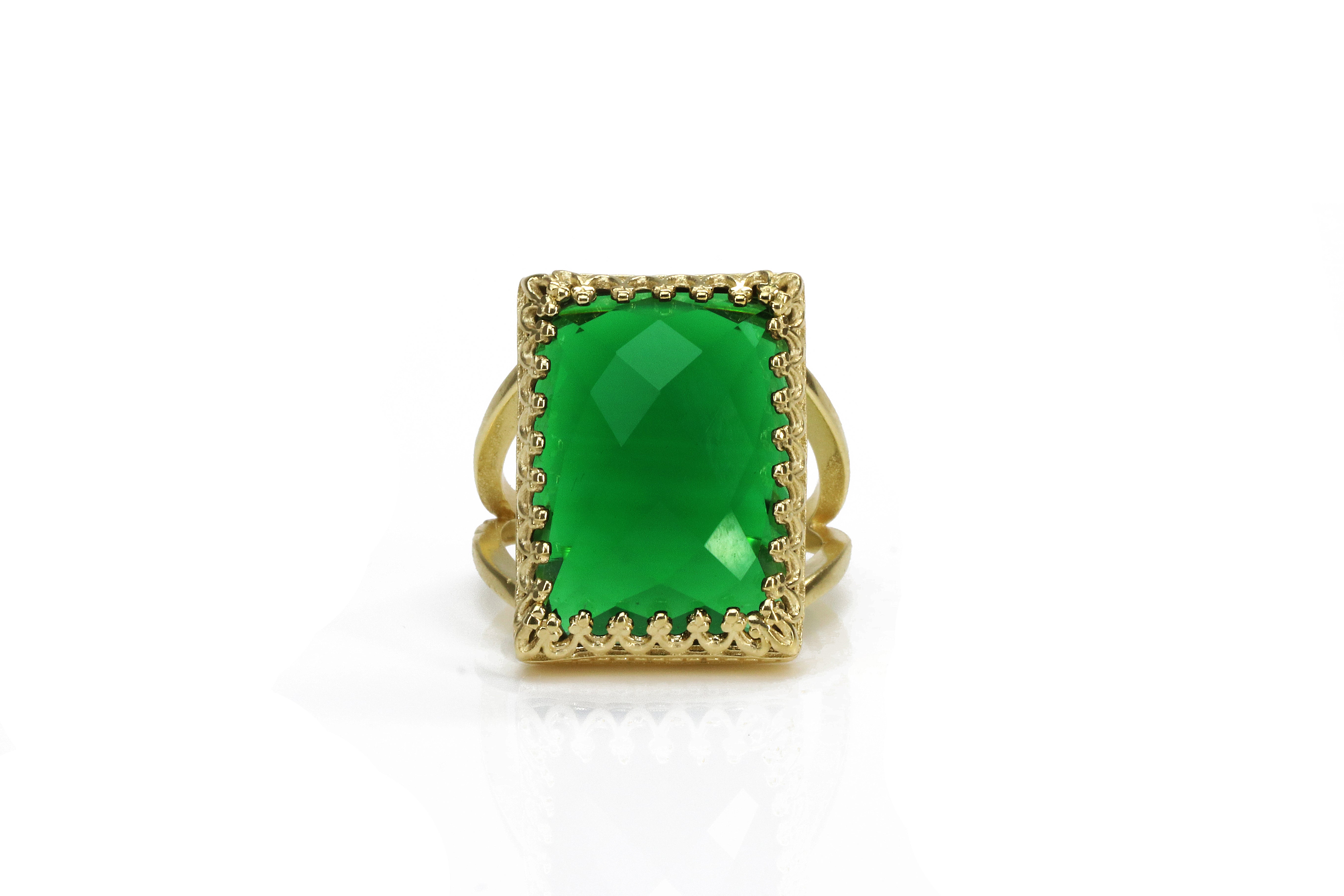 Rectangle Cut Emerald Ring in Gold Rings Anemone Jewelry