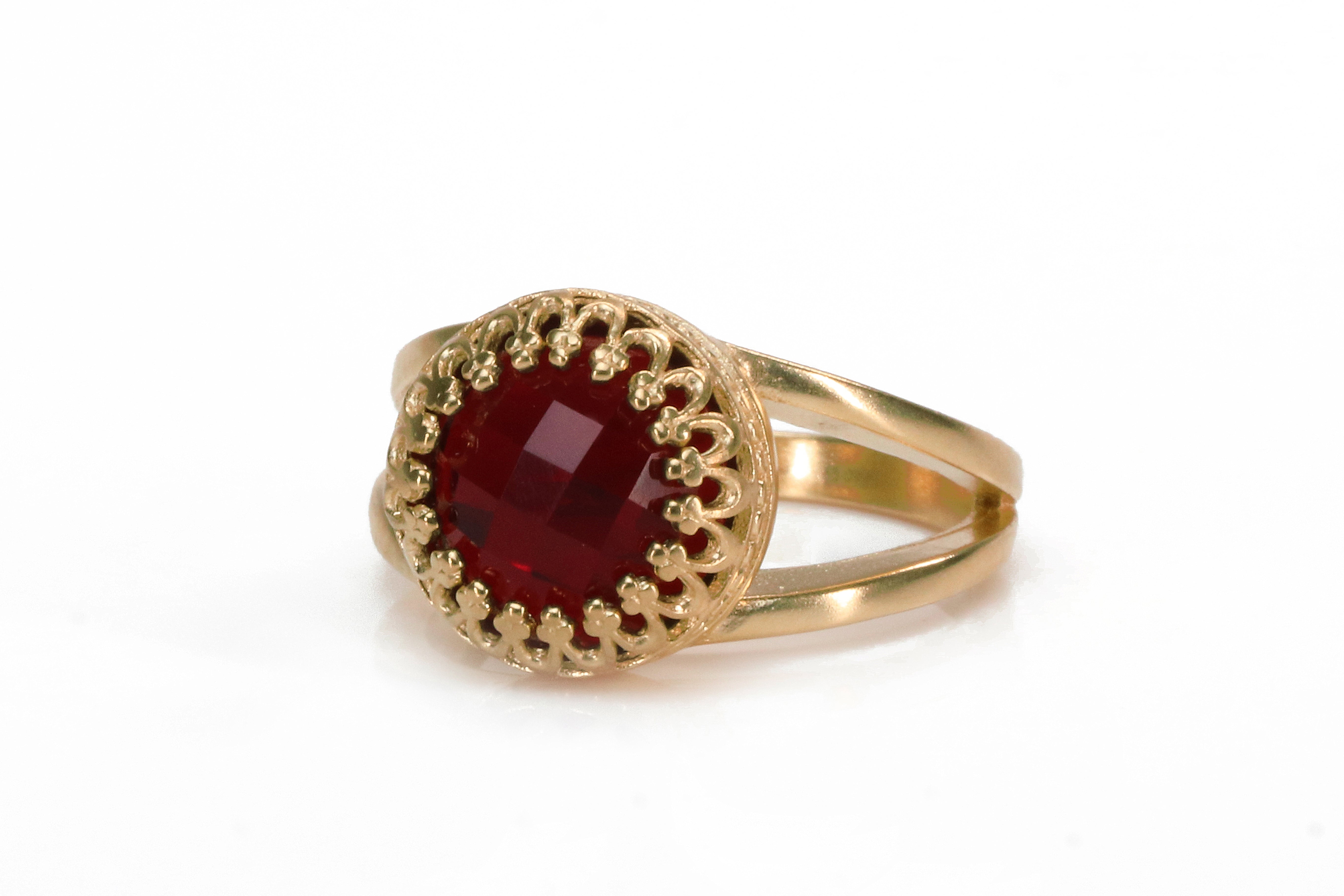 Charming Garnet Gemstone Silver Ring Rings Anemone Jewelry