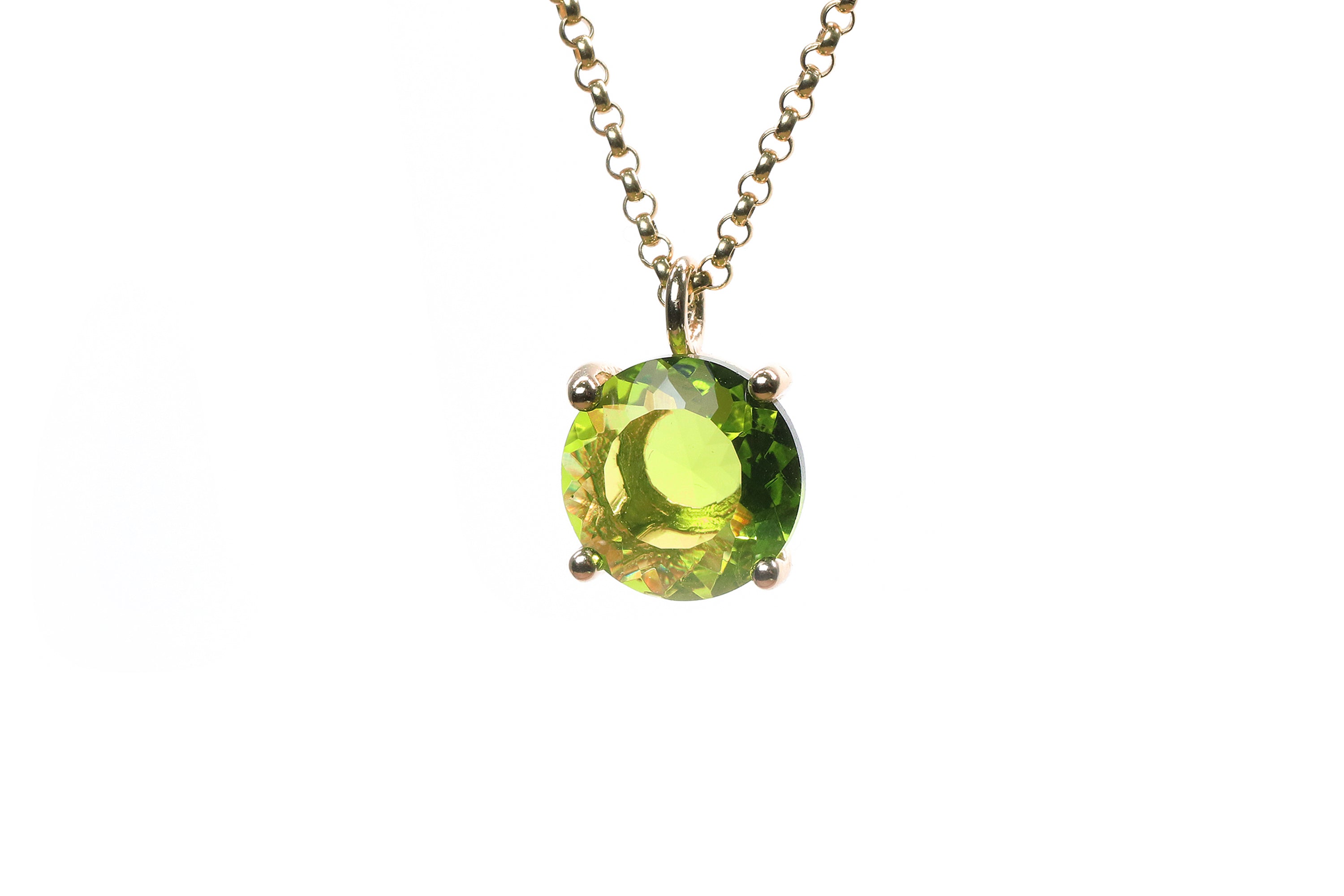 Chic Peridot Necklace in Sterling Silver necklaces Anemone Unique