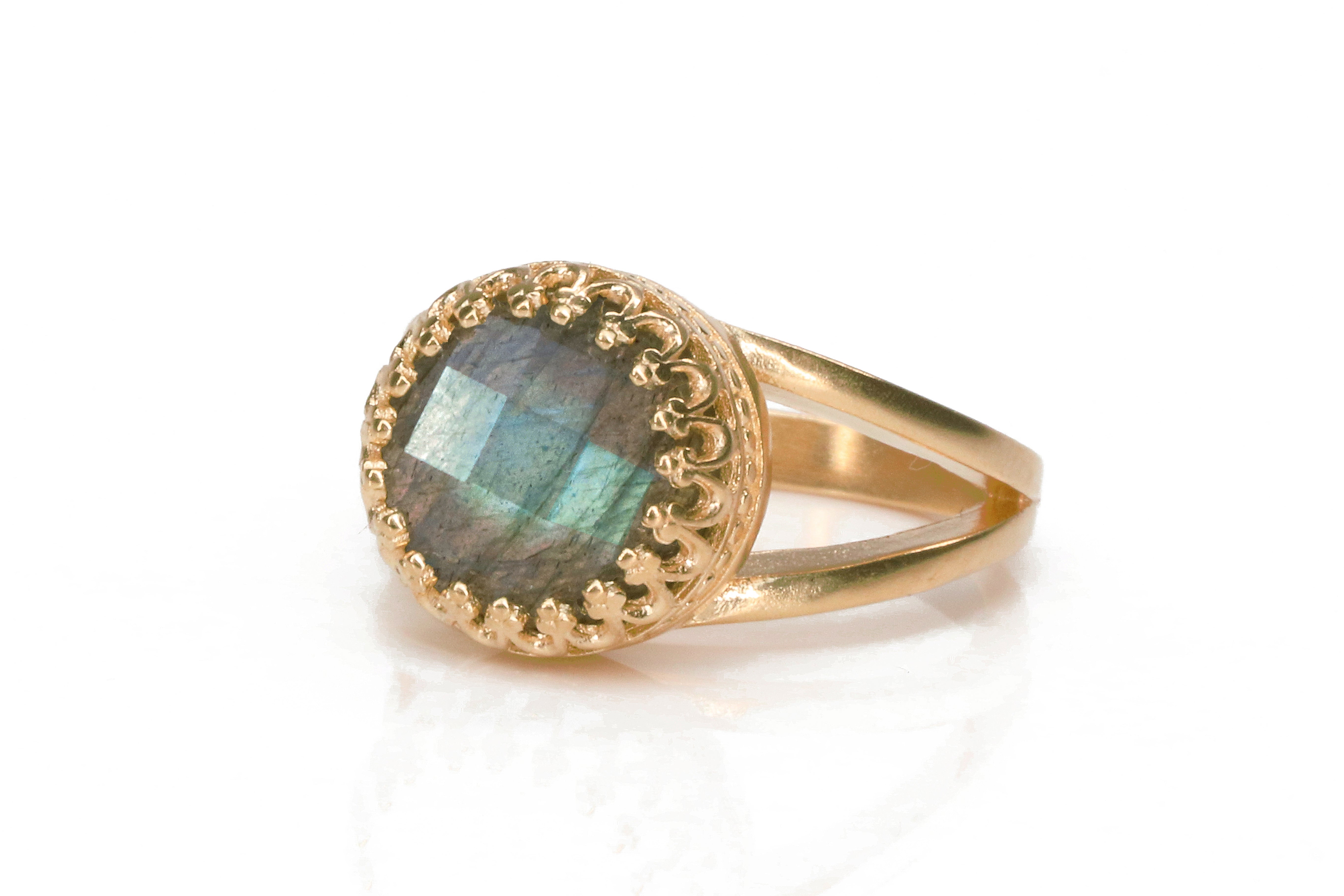 Natural Labradorite Gemstone in 925 Sterling Silver Rings Anemone Jewelry
