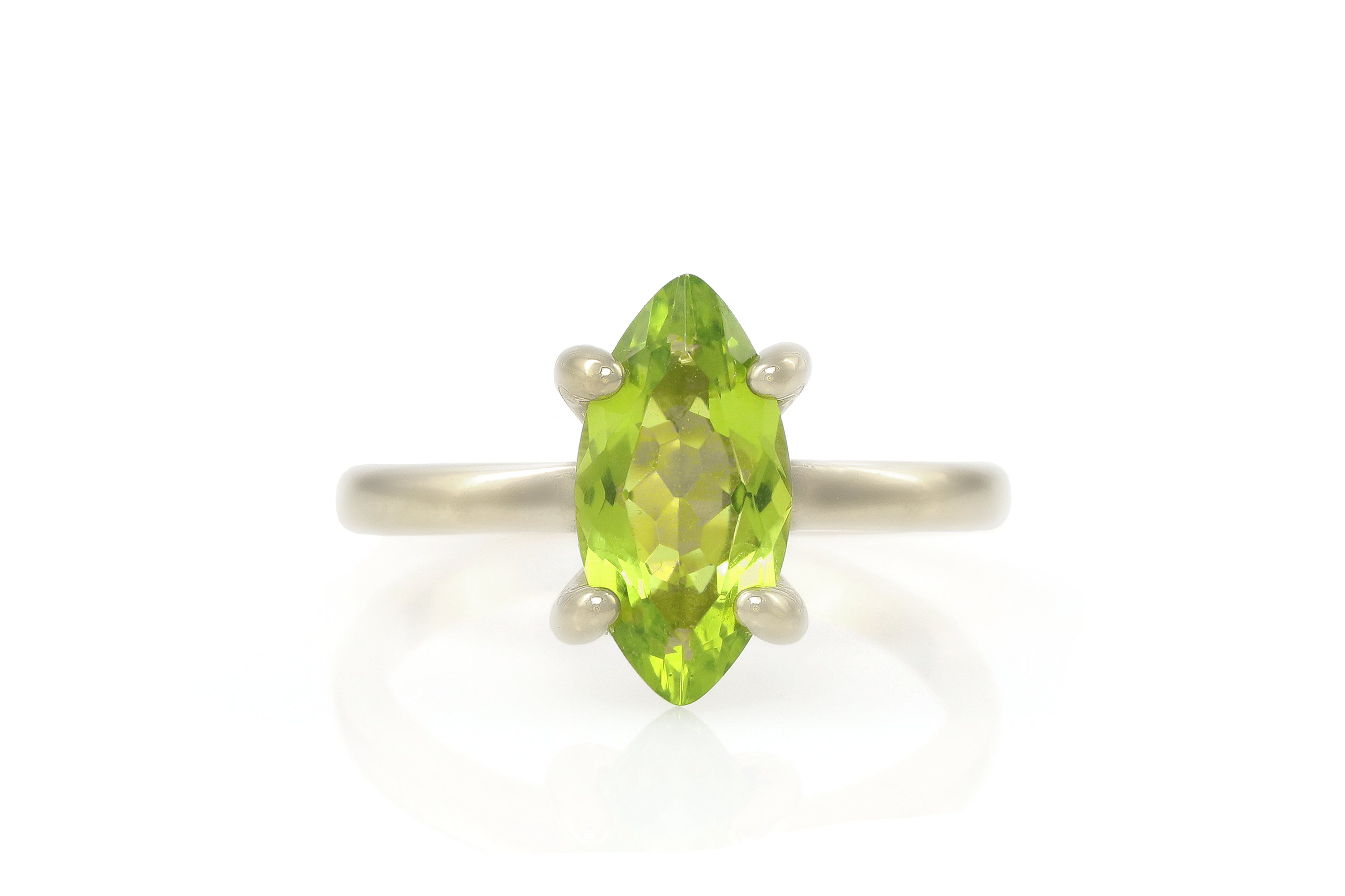 Unique Peridot Ring in 925 Sterling Silver Rings Anemone Unique