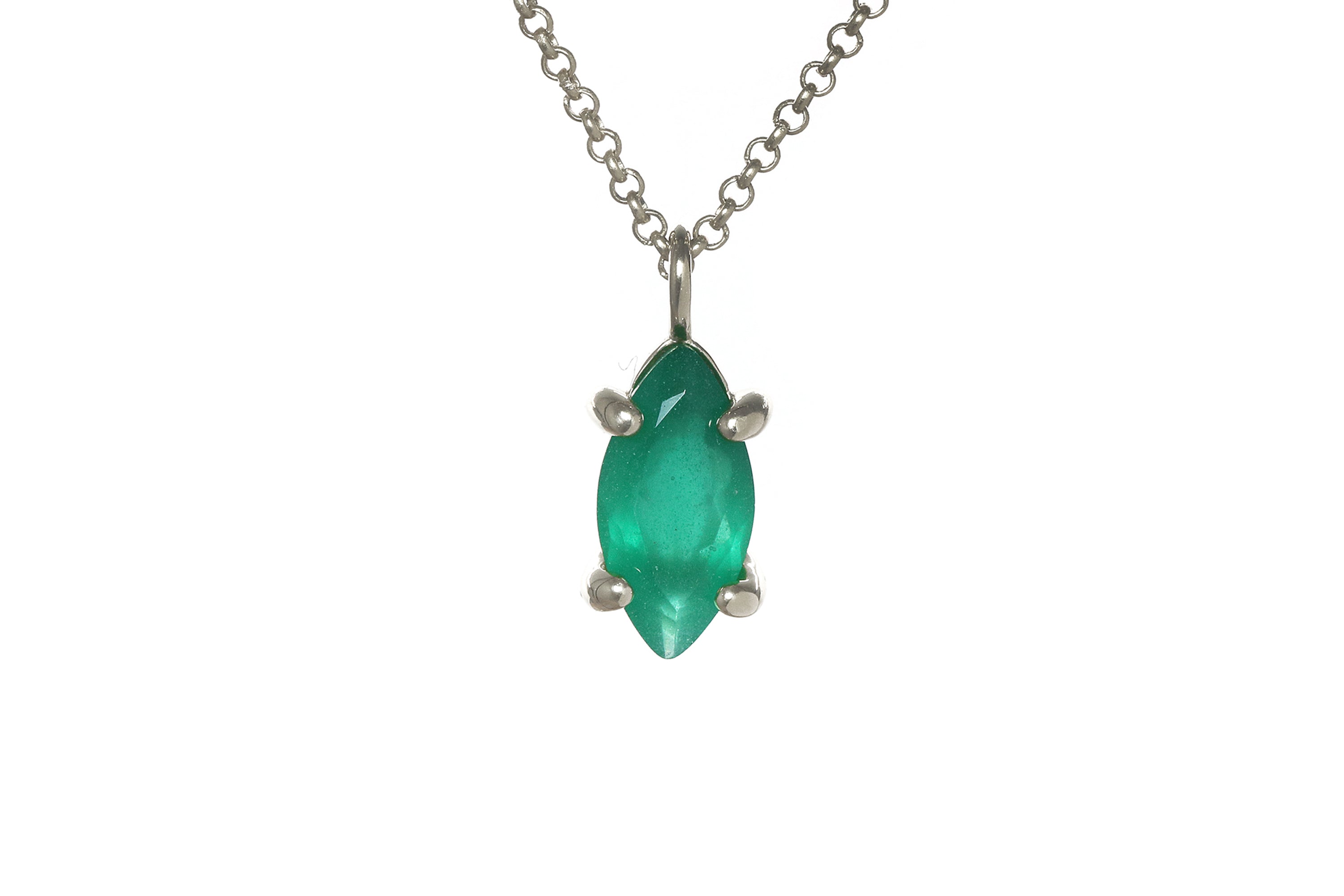 Modern Green Onyx Pendant Silver Necklace necklaces Anemone Unique