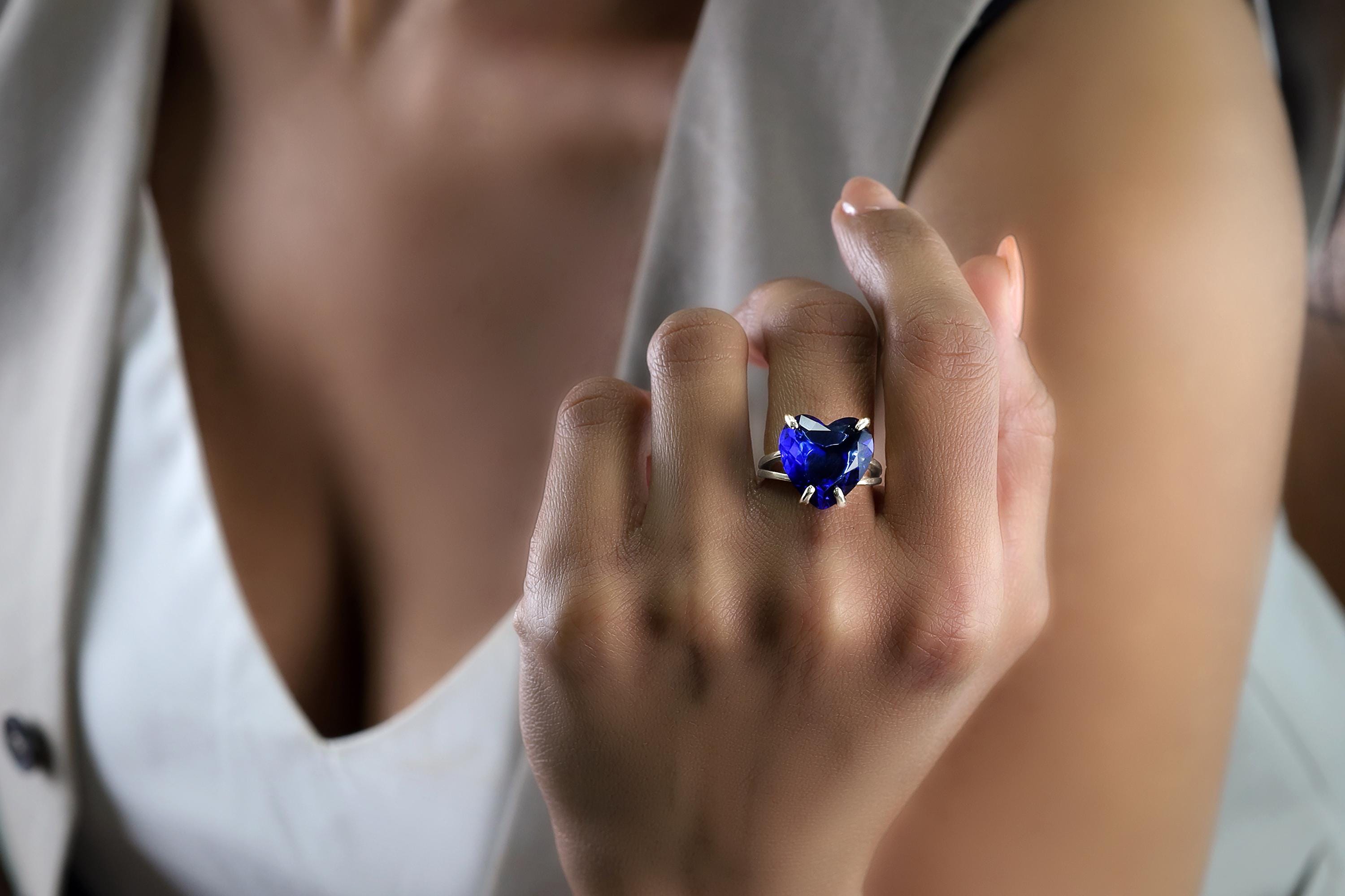 Heart Shape Sapphire Gold Ring Anemone Jewelry