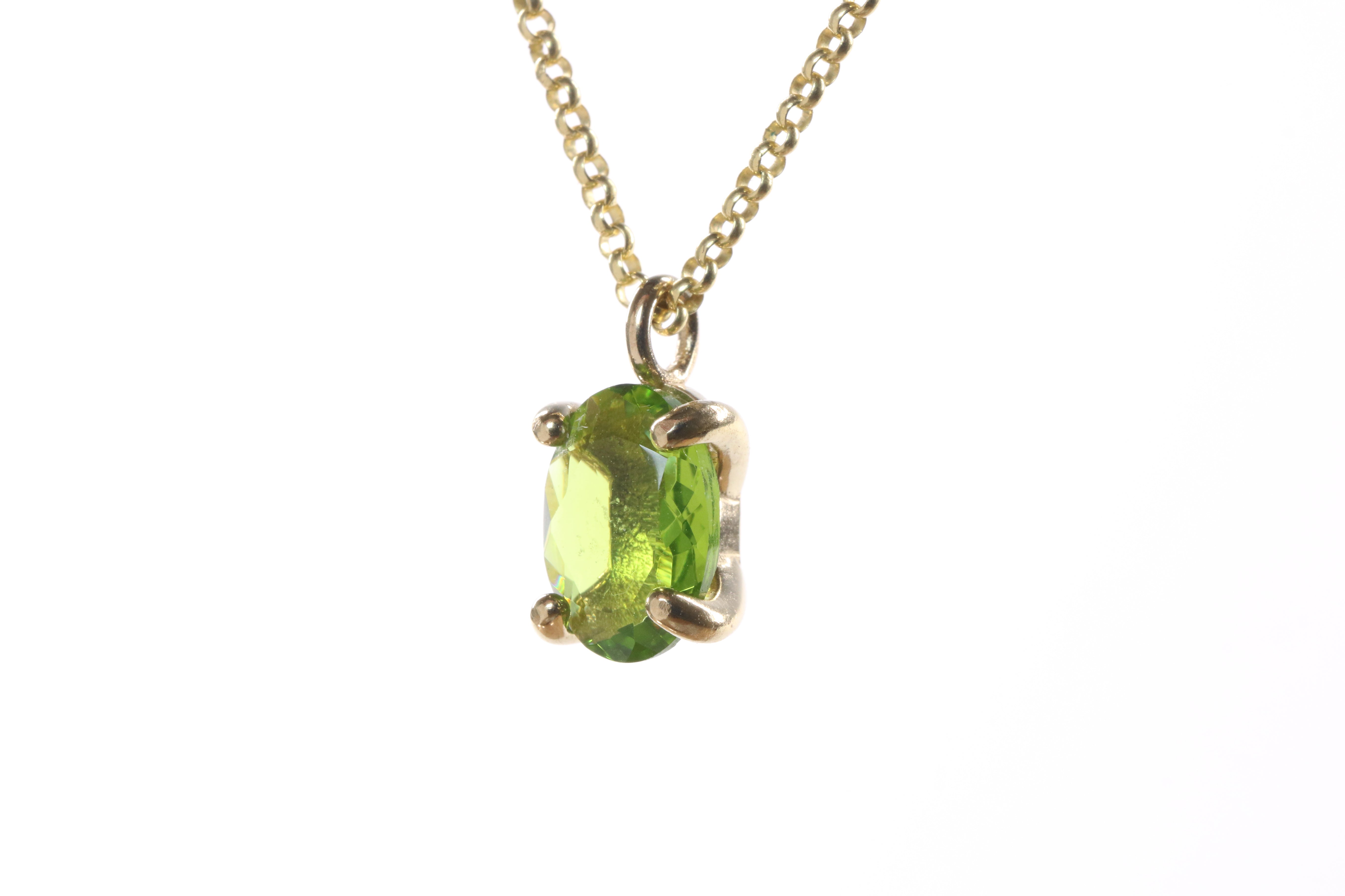 Delicate Peridot 14k Gold Necklace necklaces Anemone Unique