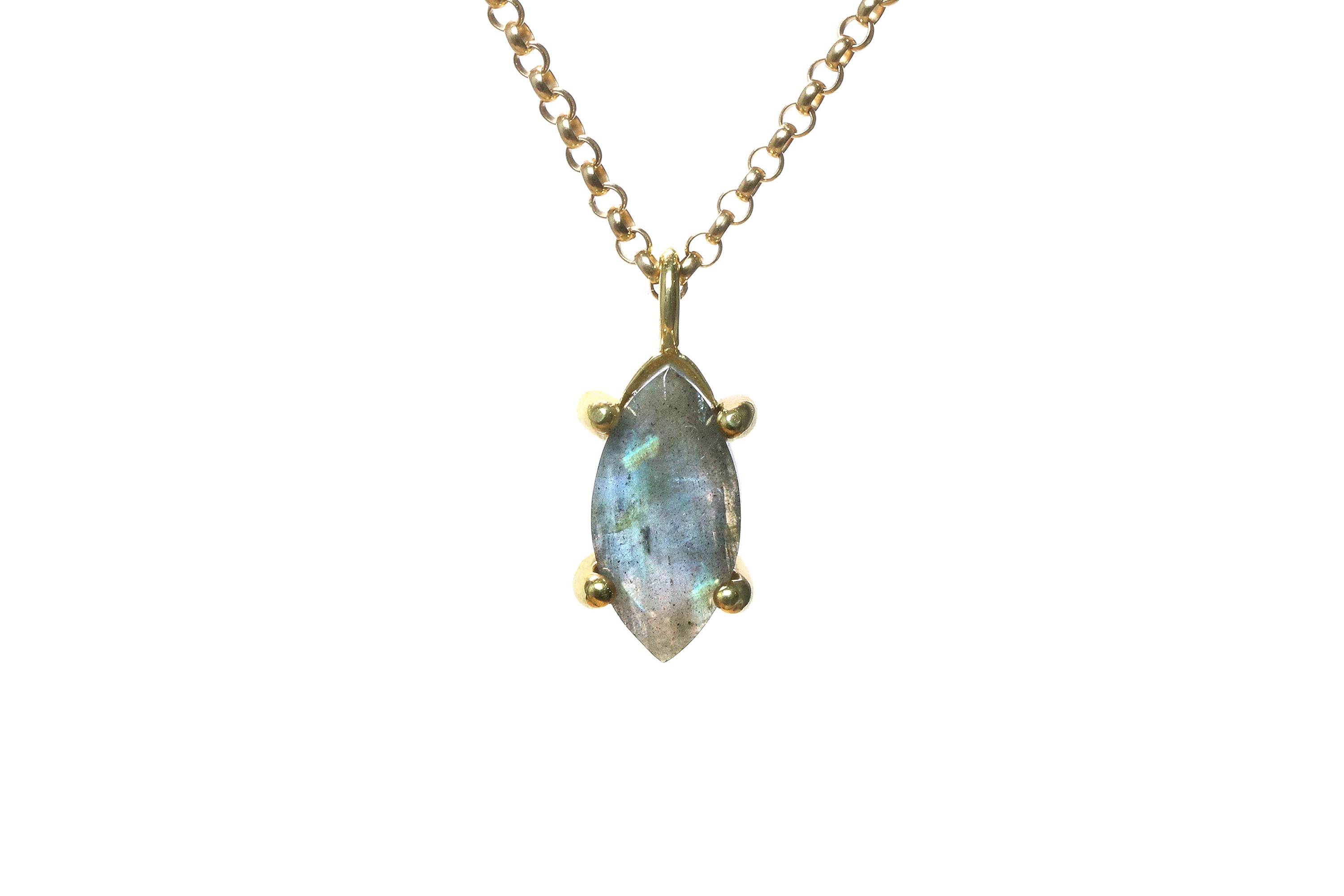 Charming Labradorite Gold Pendant Necklace necklaces Anemone Unique
