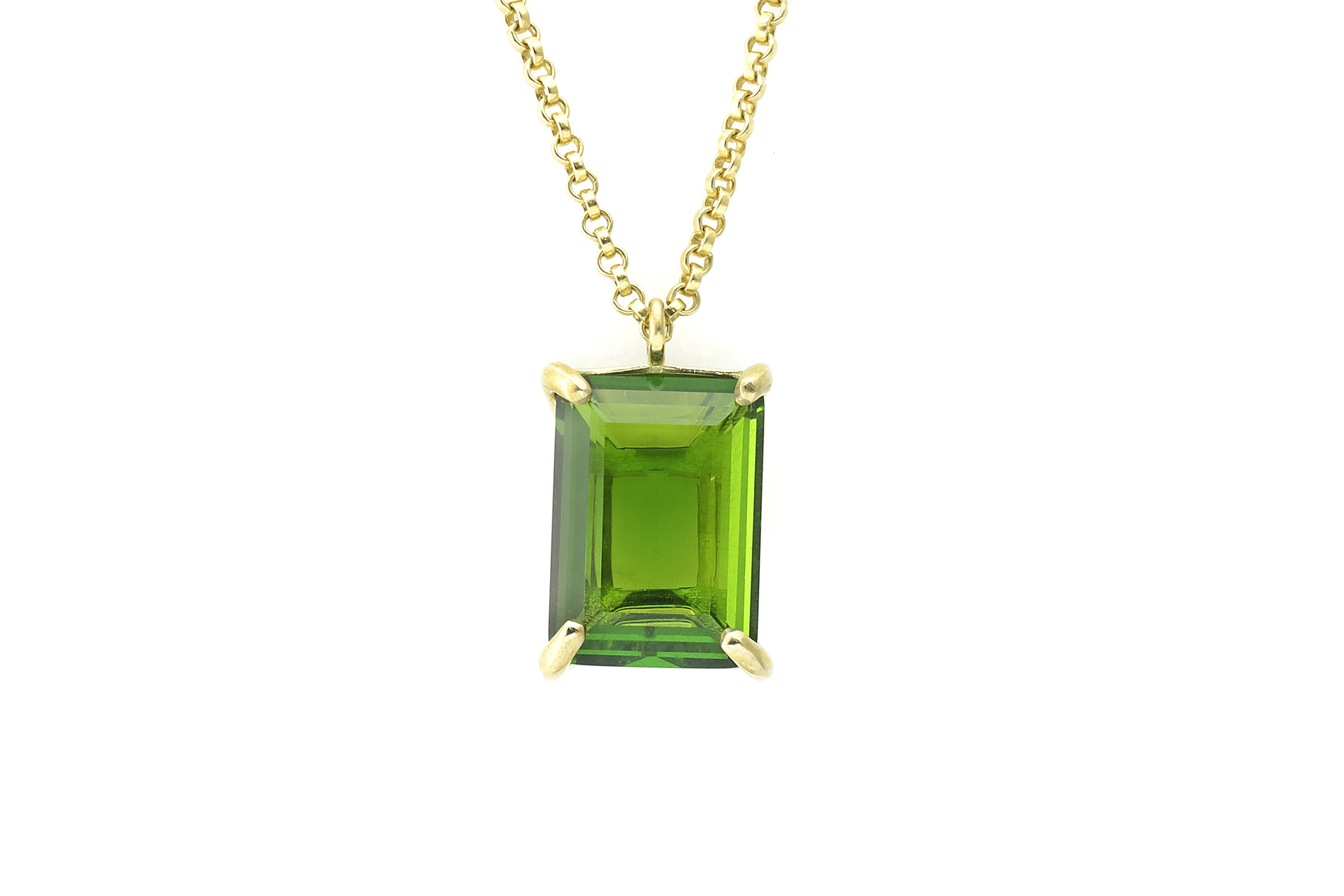 14k Gold Rectangle Peridot Gemstone Pendant Necklace necklaces Anemone Jewelry