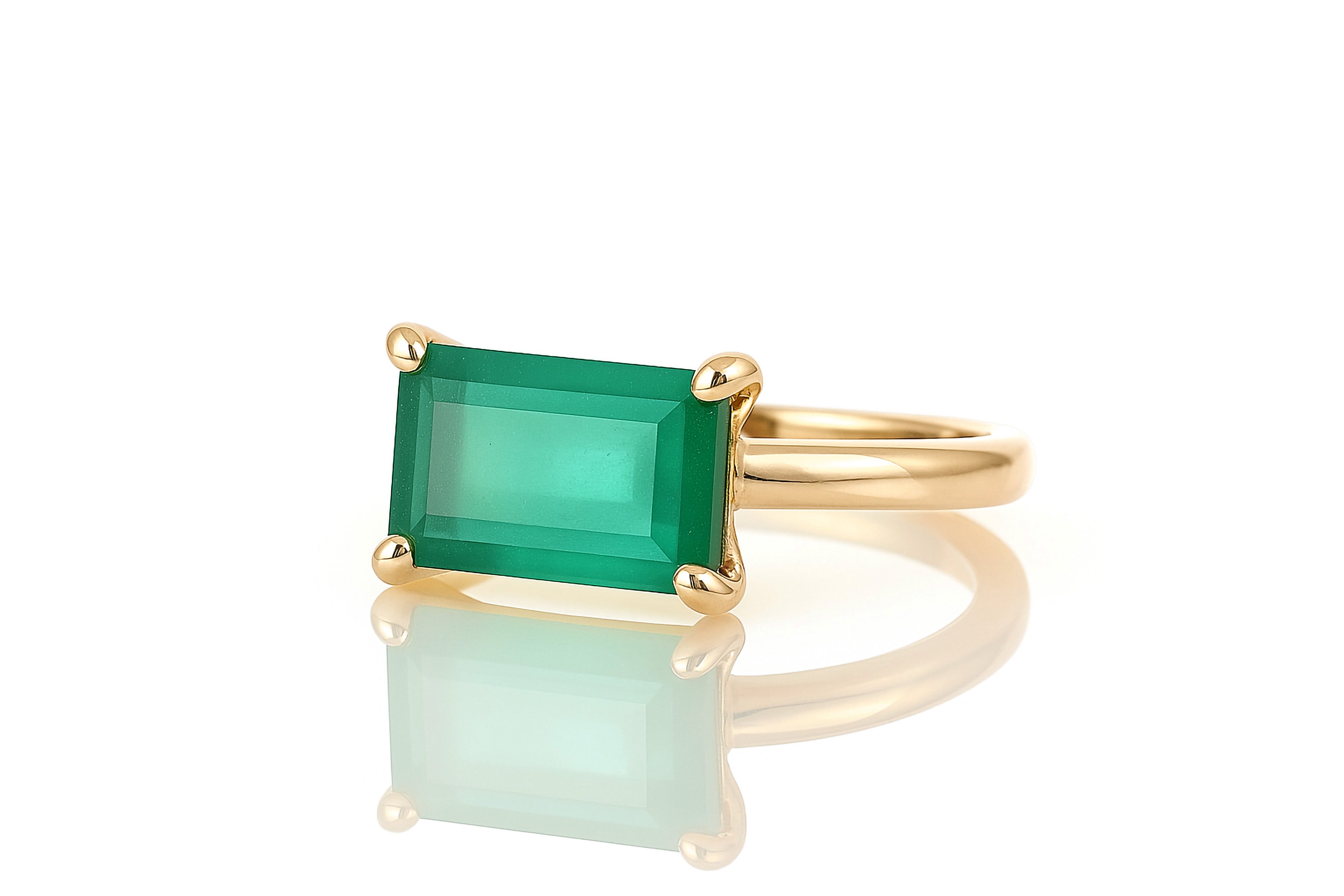 Rectangular Green Onyx Ring in Gold Rings Anemone Unique