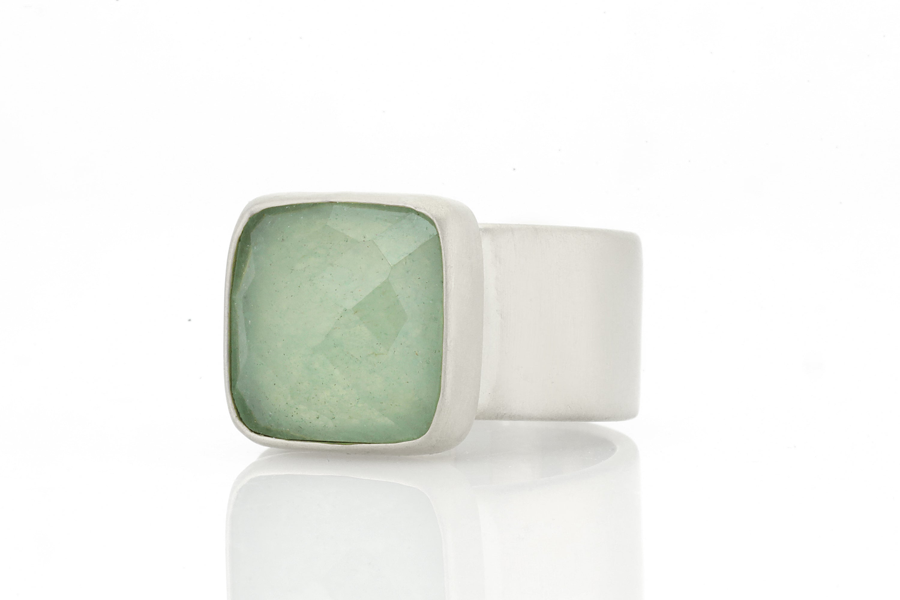 Thick Band Bezel Set Green Aventurine Gold Ring Rings Anemone Limited