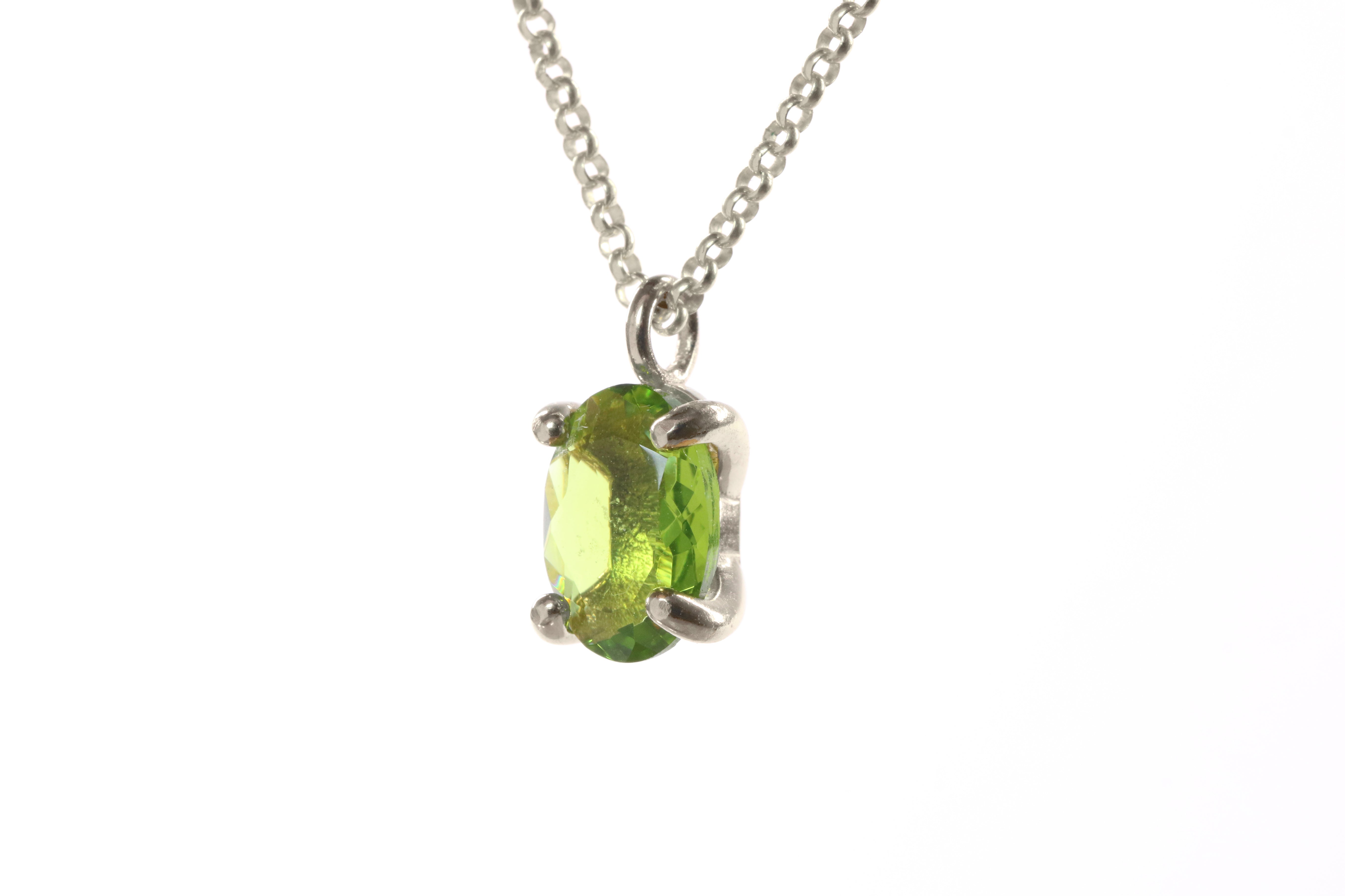 Delicate Peridot 14k Gold Necklace necklaces Anemone Unique