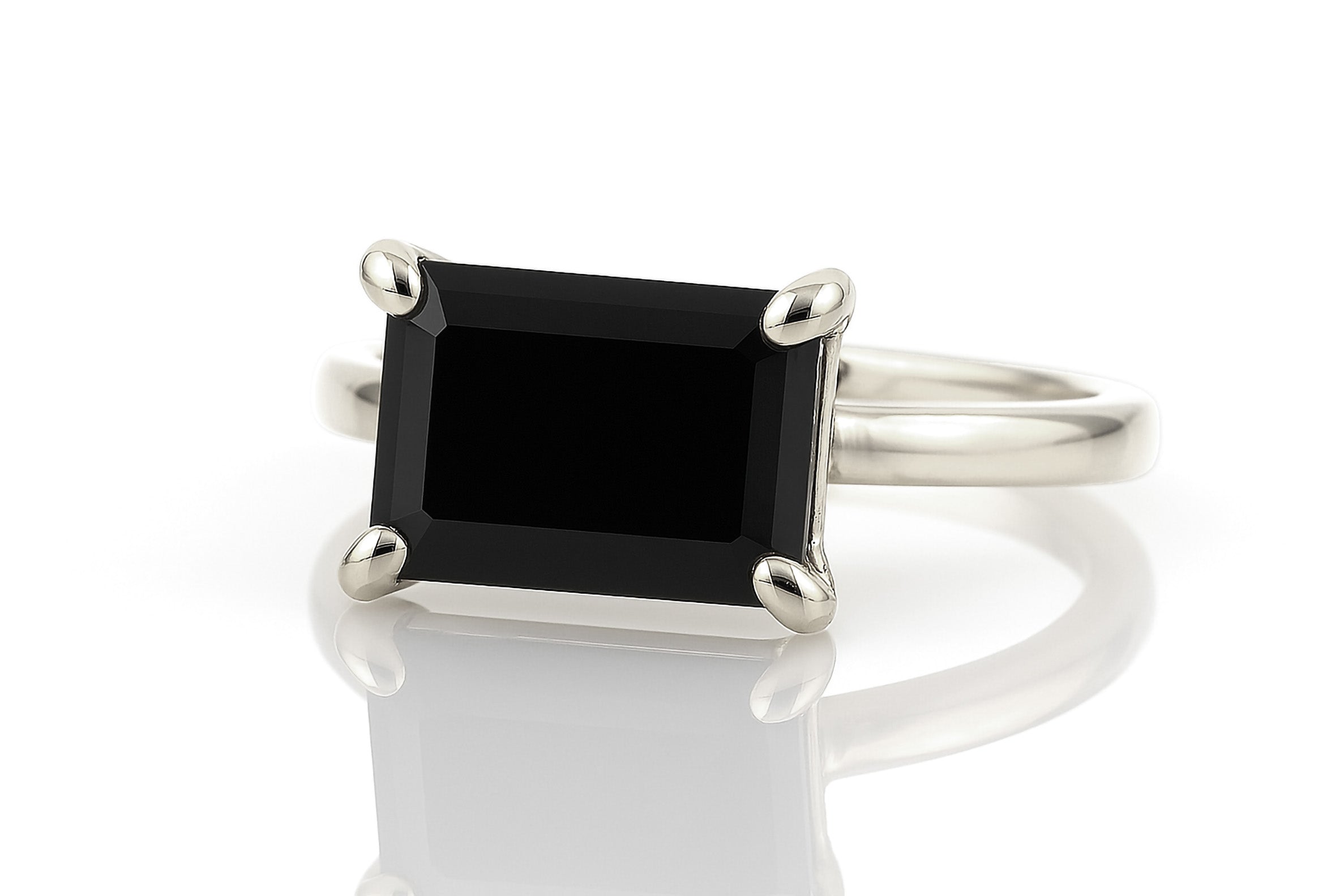 Rectangle Black Onyx Ring in Gold Rings Anemone Unique