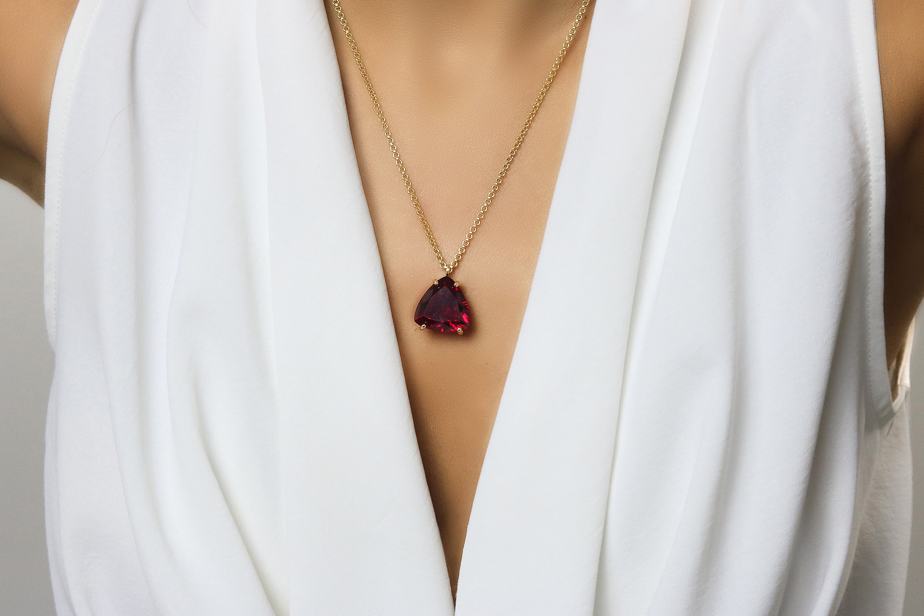 Gorgeous Garnet Pendant Necklace in Gold necklaces Anemone Jewelry