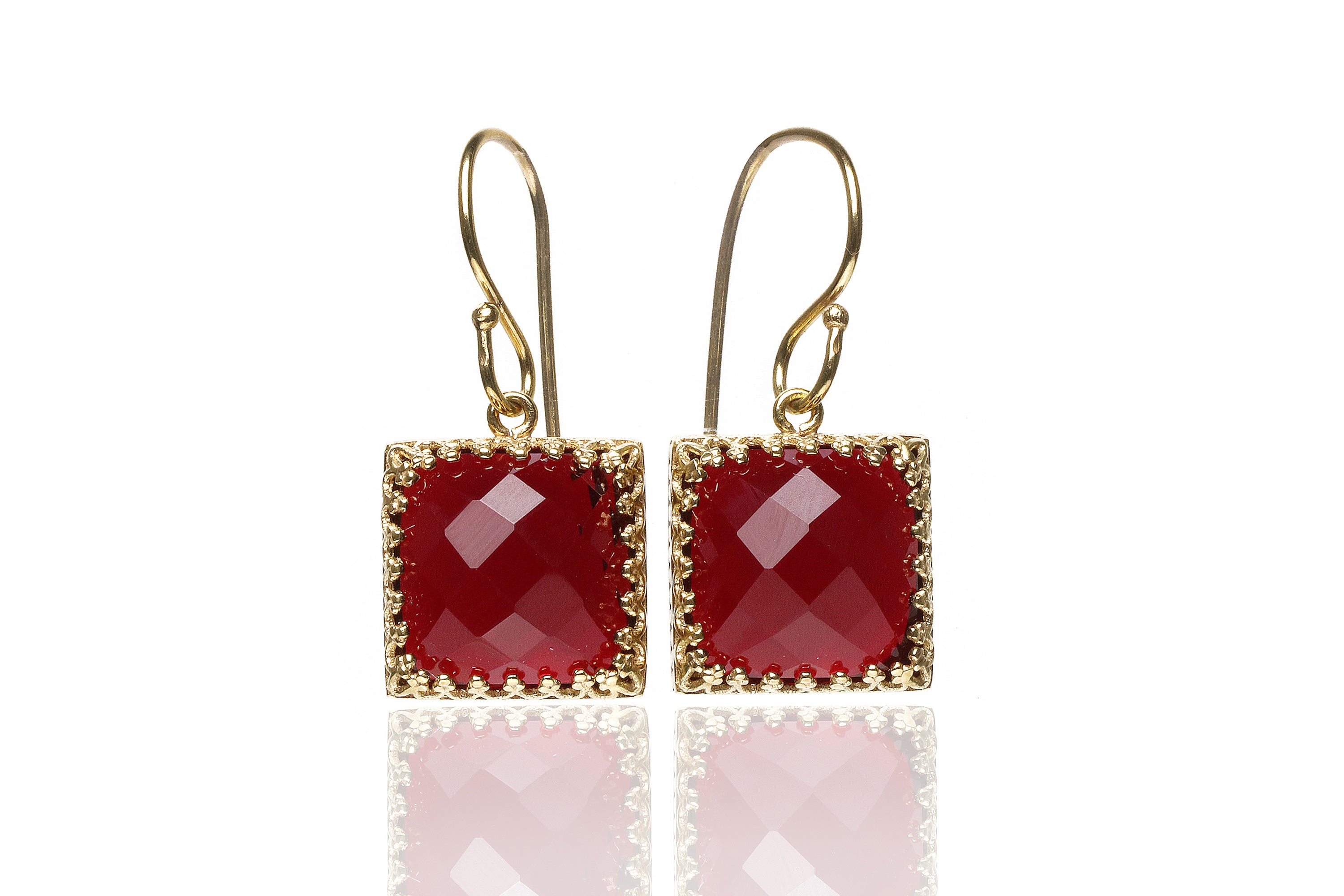 Handmade Garnet Earrings in Gold Earrings Anemone Jewelry