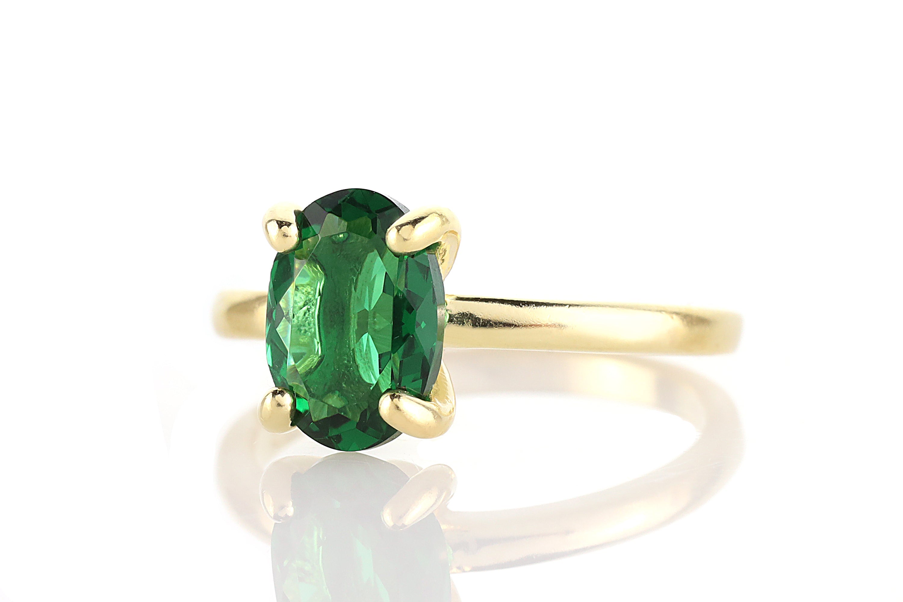 Classy Emerald Ring in Gold Rings Anemone Unique