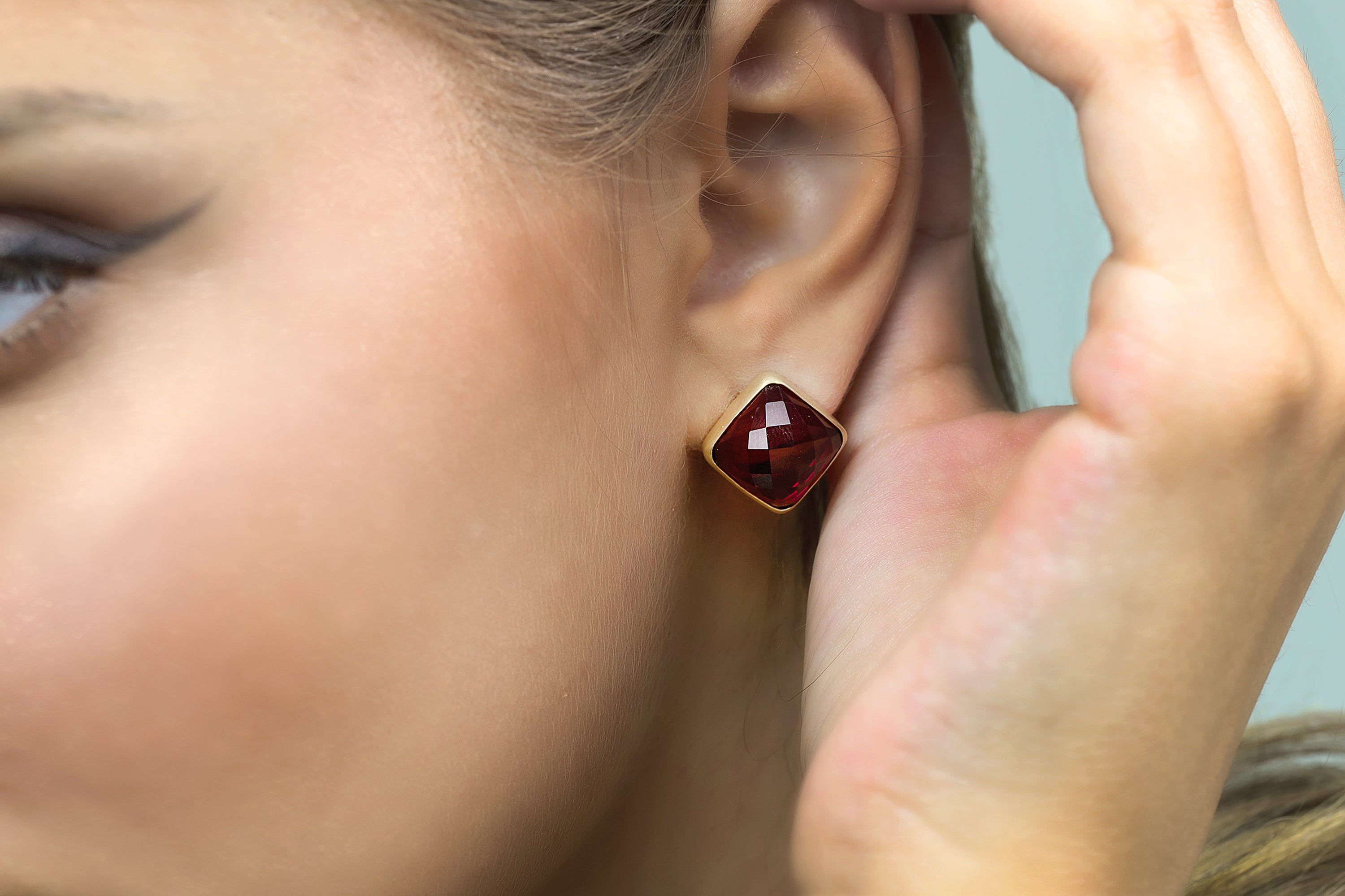 Square Garnet Earrings in 18k Gold Earrings Anemone Limited