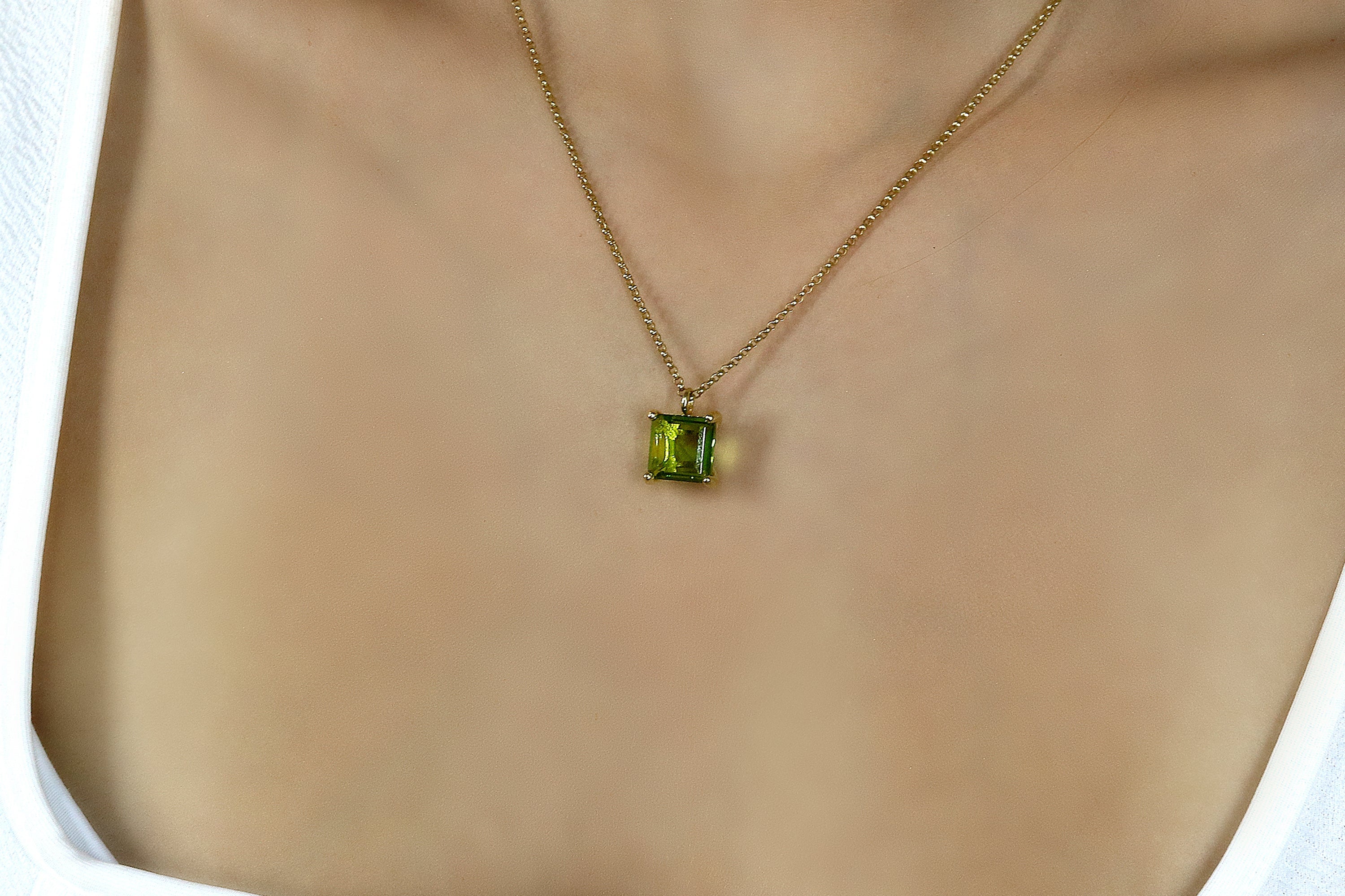 Artisanal Square Peridot Gold Necklace necklaces Anemone Unique