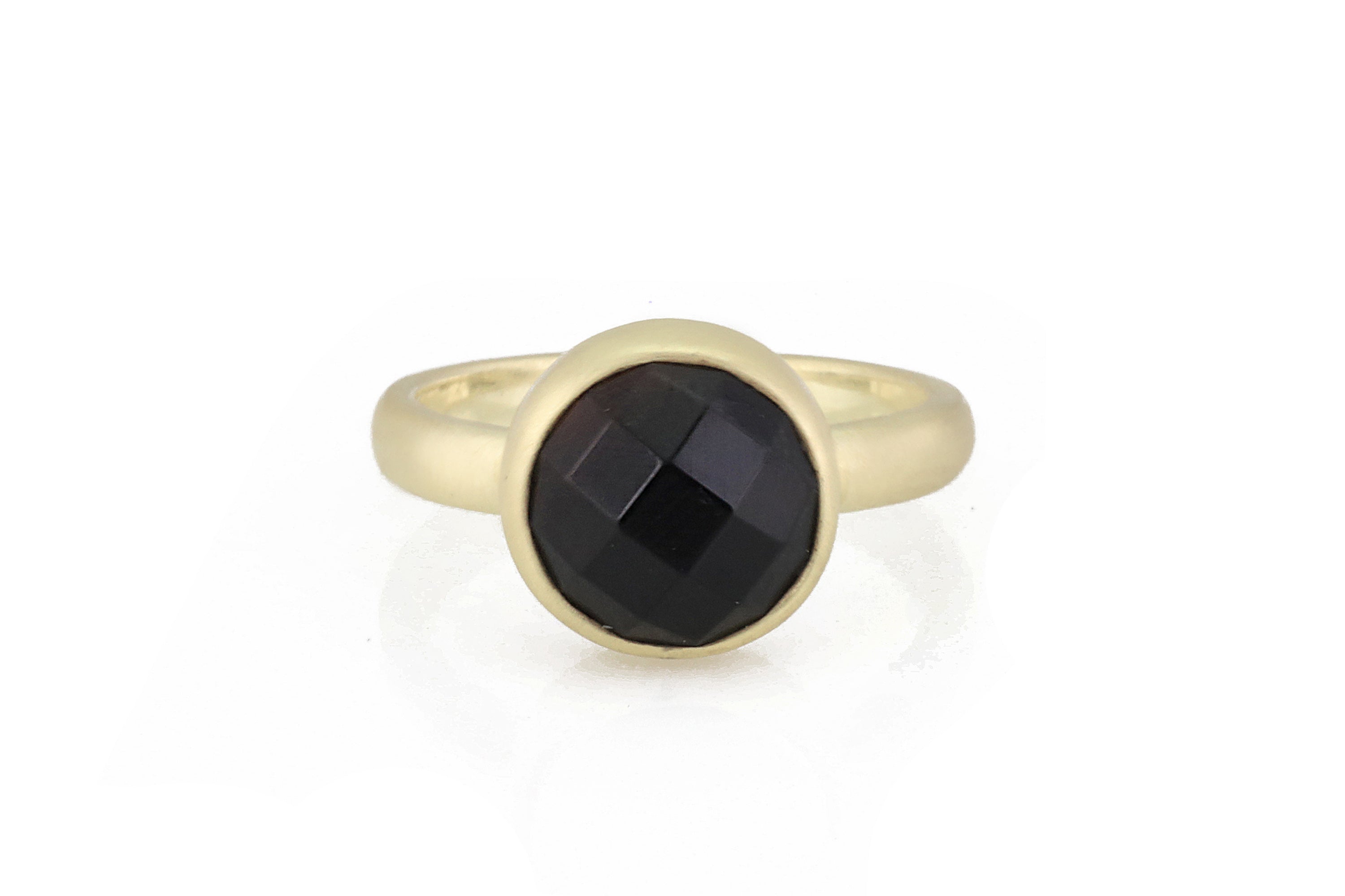 Black Onyx Round Bezel Ring in 18k Gold Rings Anemone Limited