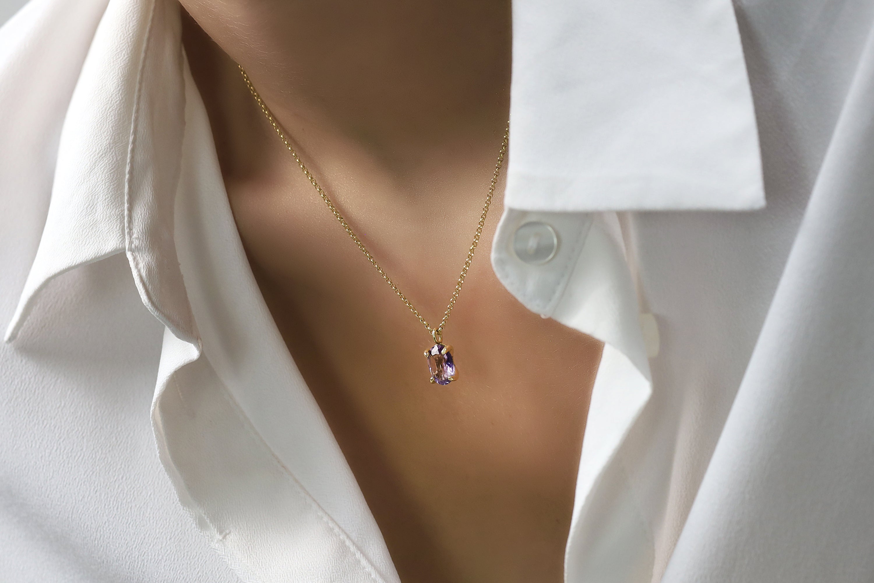 Delicate Oval Amethyst Gold Necklace necklaces Anemone Unique