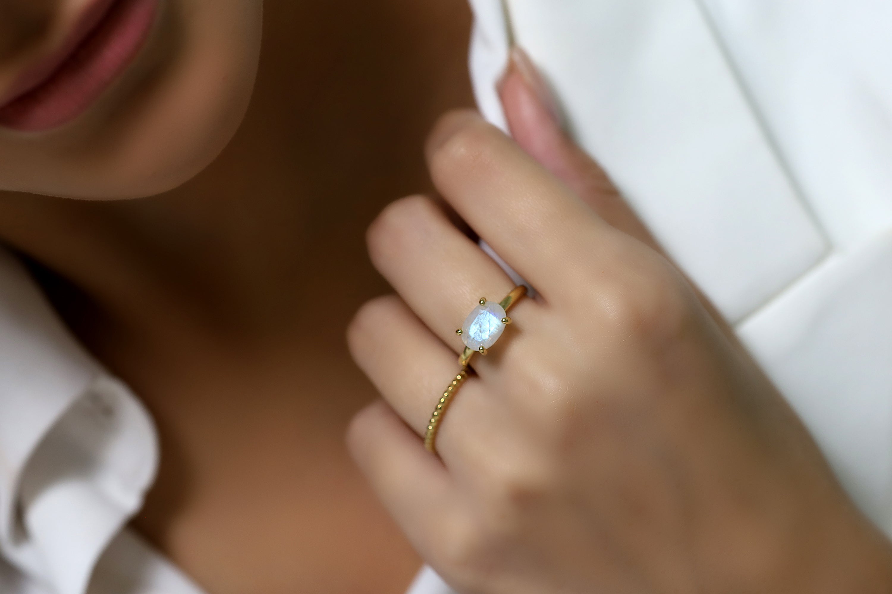Attractive Rainbow Moonstone Gold Ring Rings Anemone Unique