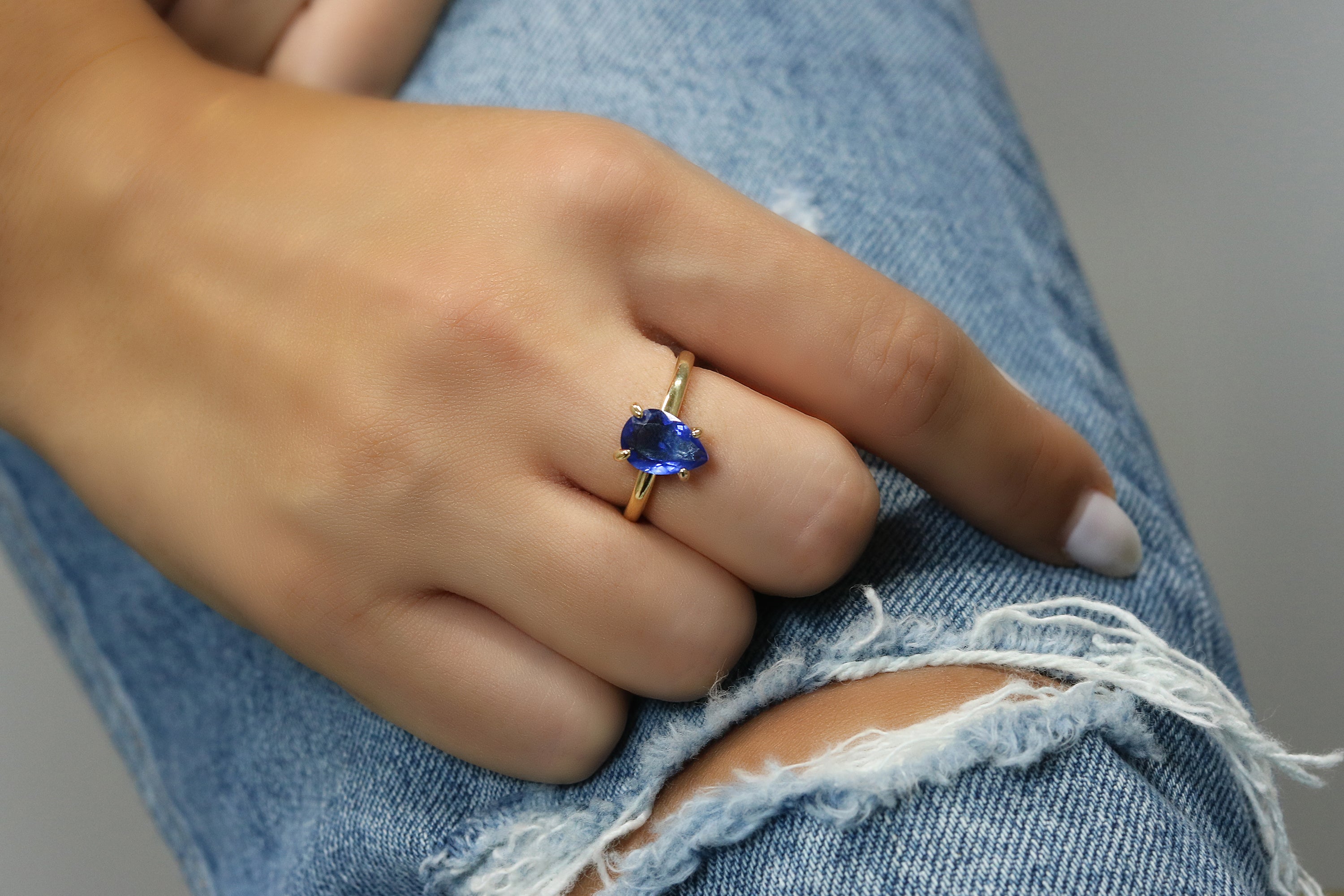 Charming Sapphire Ring in Thin Gold Band Rings Anemone Unique