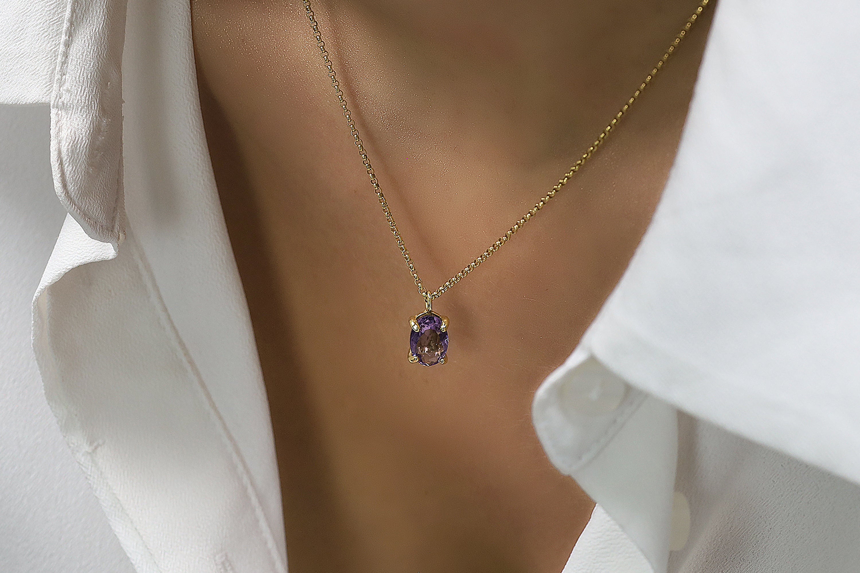 Delicate Oval Amethyst Gold Necklace necklaces Anemone Unique