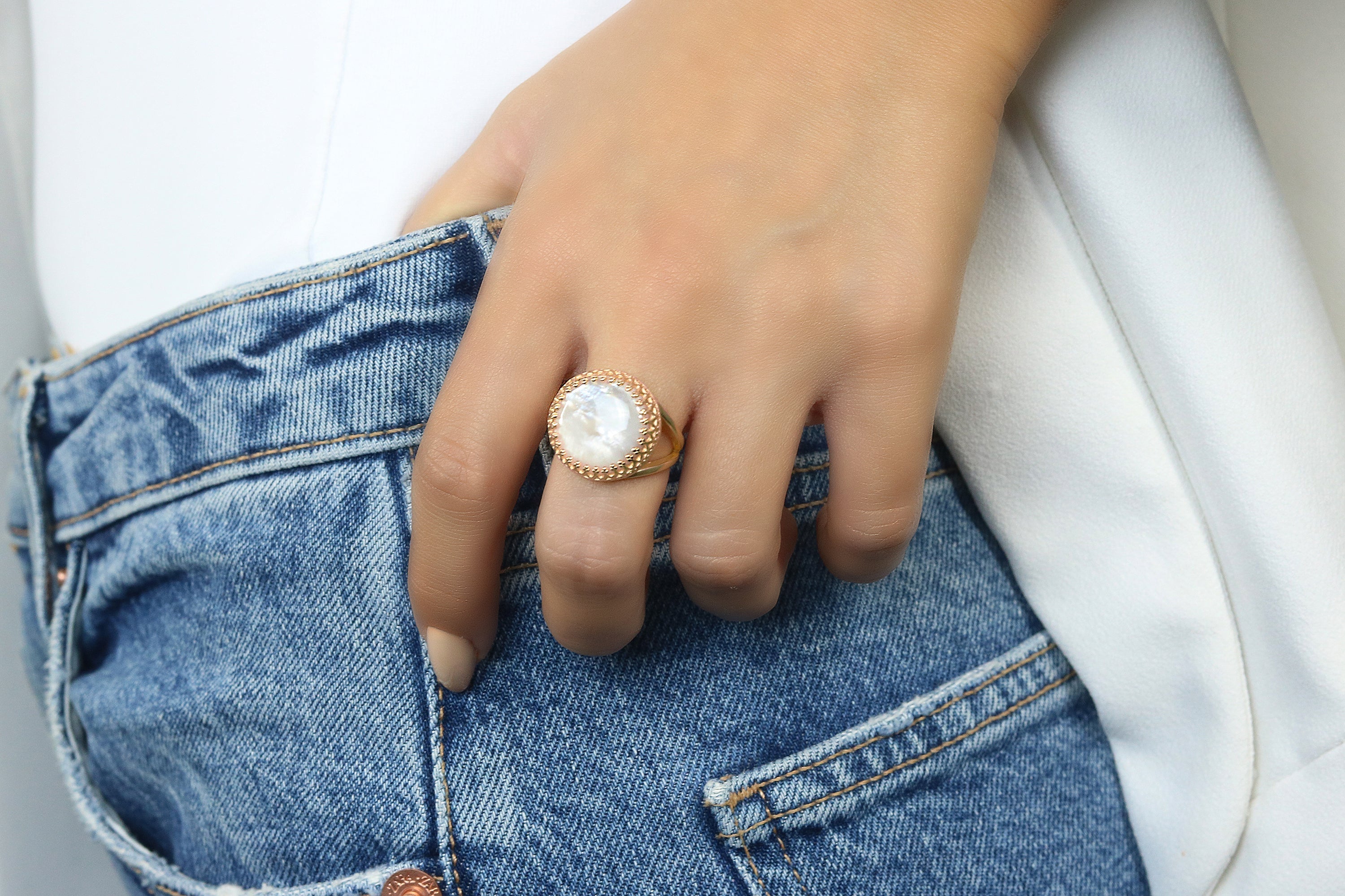 Classy Mother of Pearl Rose Gold Ring Rings Anemone Jewelry