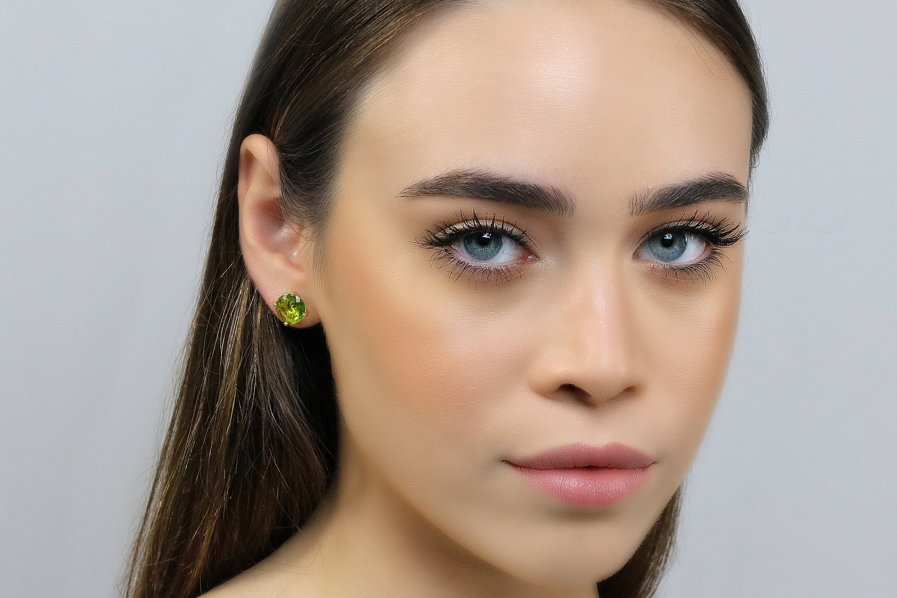 Glam Peridot Gold Stud Earrings Earrings Anemone Unique